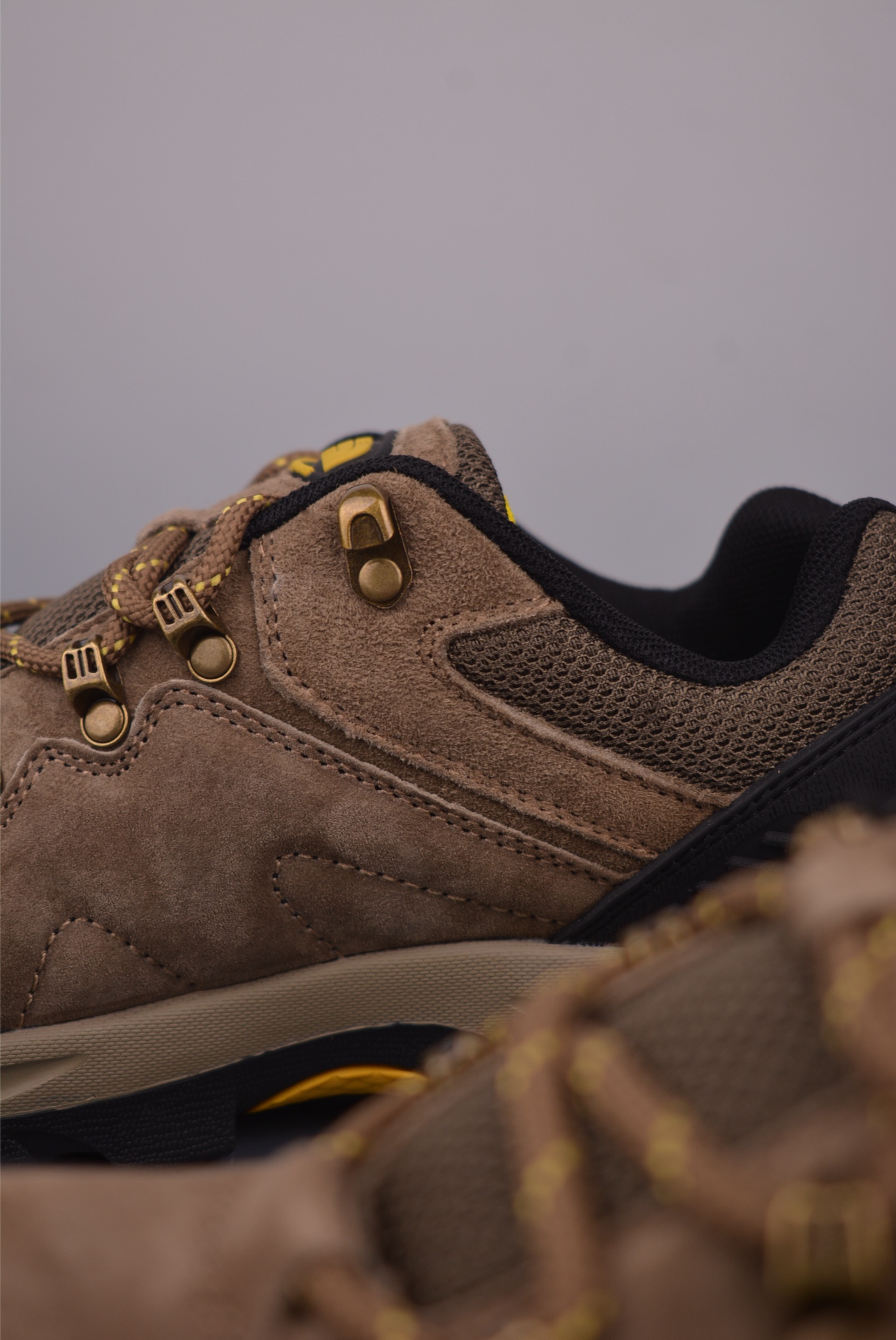 The North Face Men's Waterproof Leather Hiking Shoes - Durable & Comfortable 9 i1754773872675 1859 0 7
