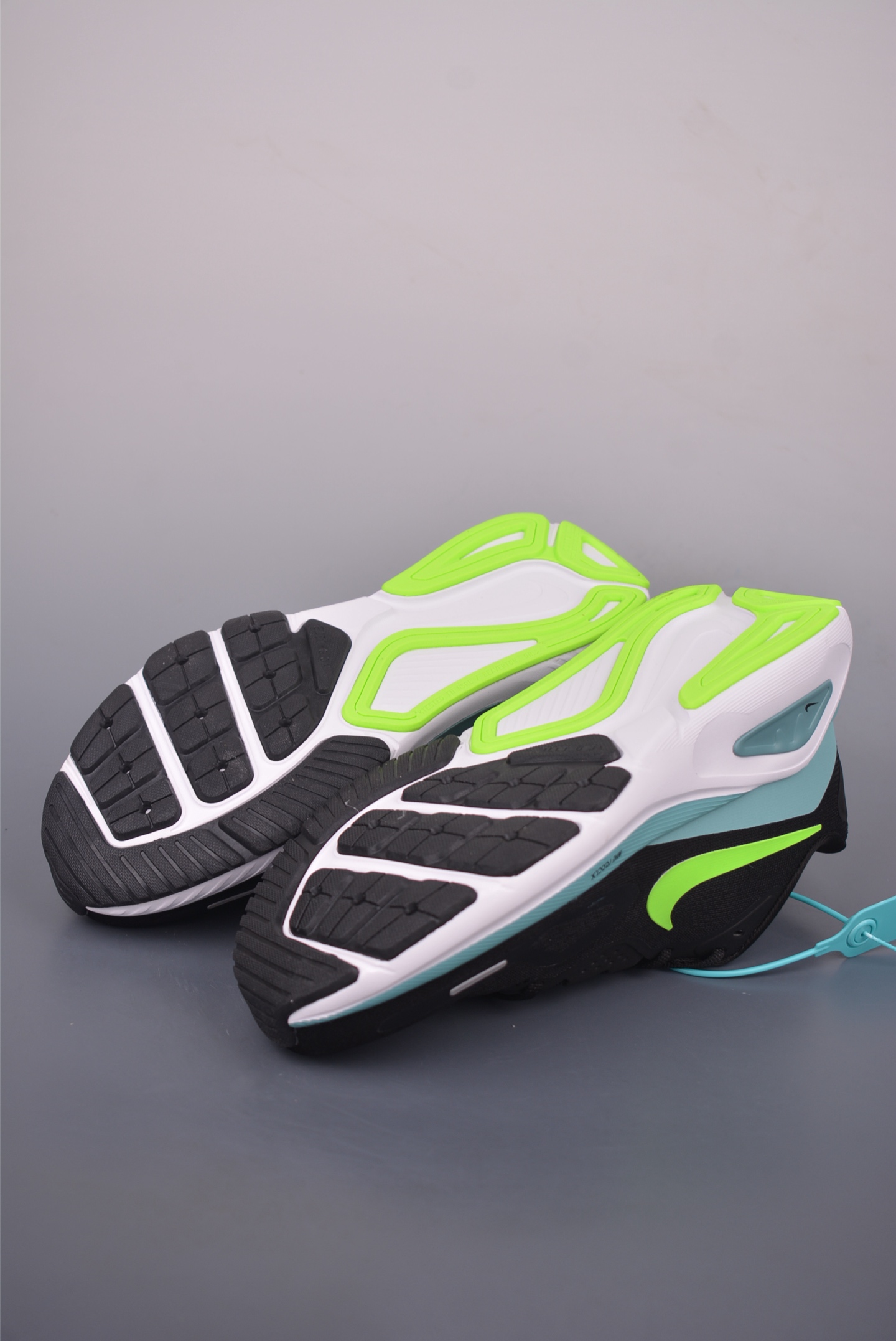 Nike Air Structure 26 Running Shoes - Zoom Cushioning Technology 4 i1754774035820 2853 0 2