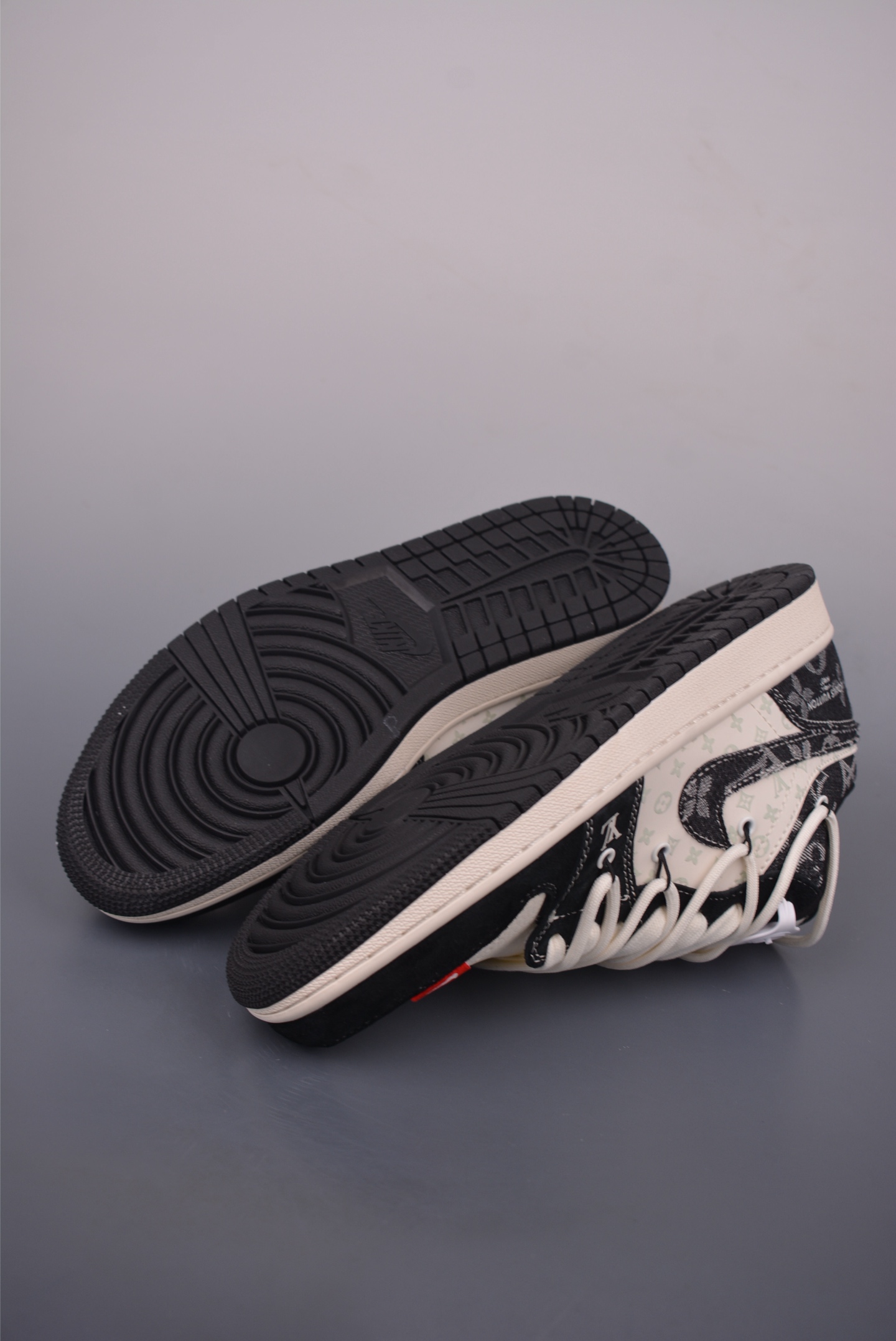 Louis Vuitton X Nike Air Jordan 1 Low Sneakers Designer Collaboration 3 i1754775446604 8459 0 2