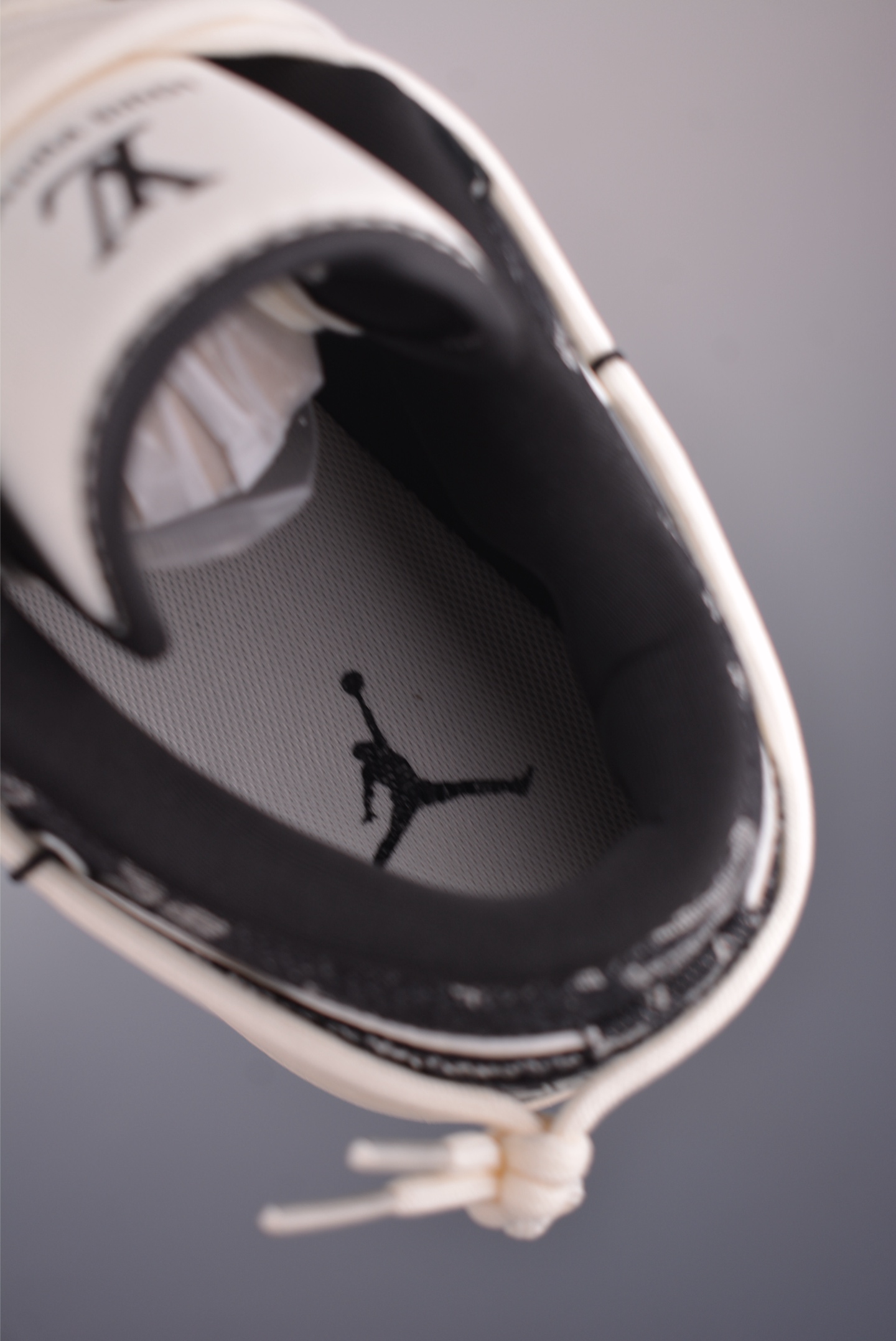 Louis Vuitton X Nike Air Jordan 1 Low Sneakers Designer Collaboration 9 i1754775446664 3410 0 8