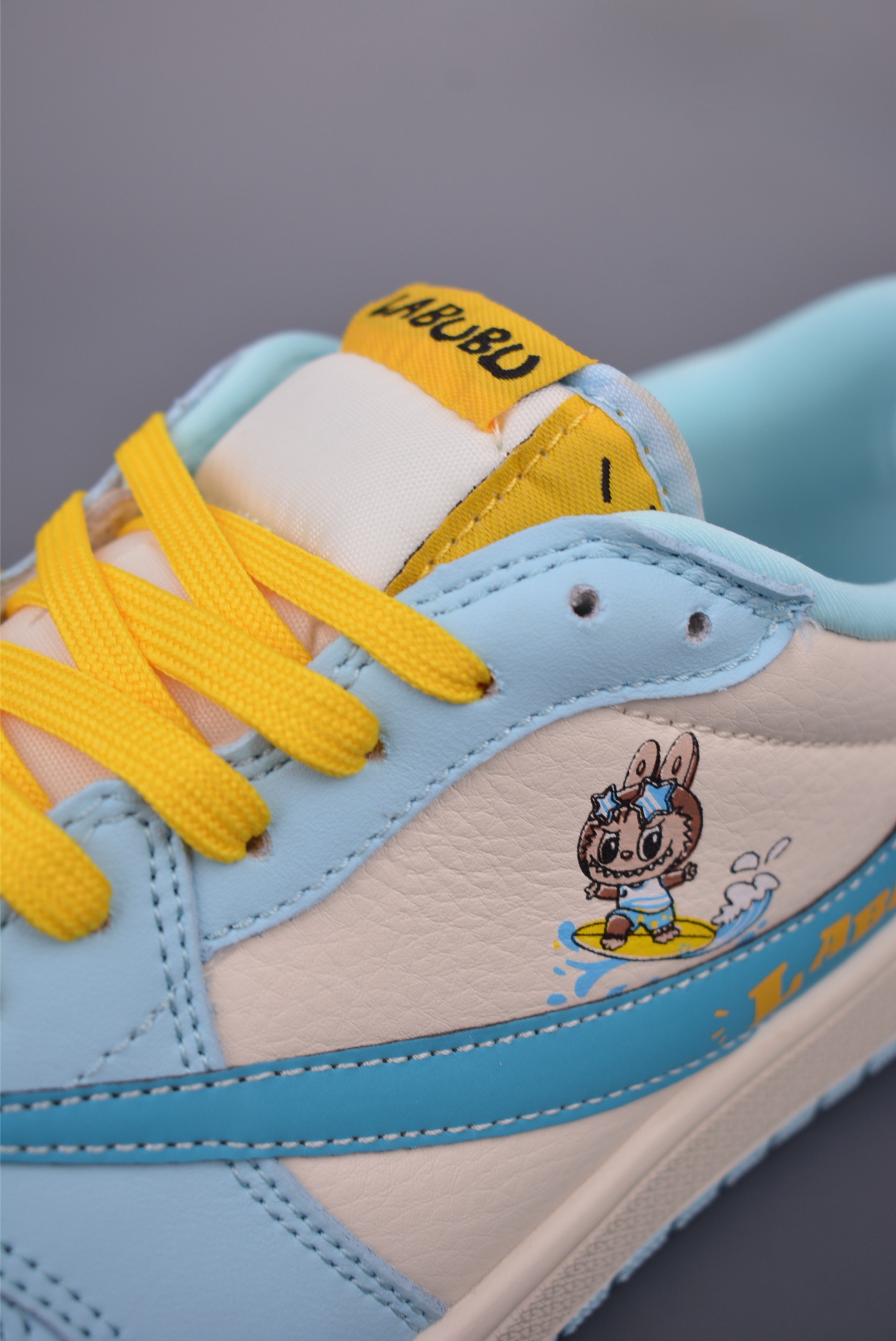 Fragment x Travis Scott x LABUBU Air Jordan 1 Low 三方联名倒钩 LD2028-054