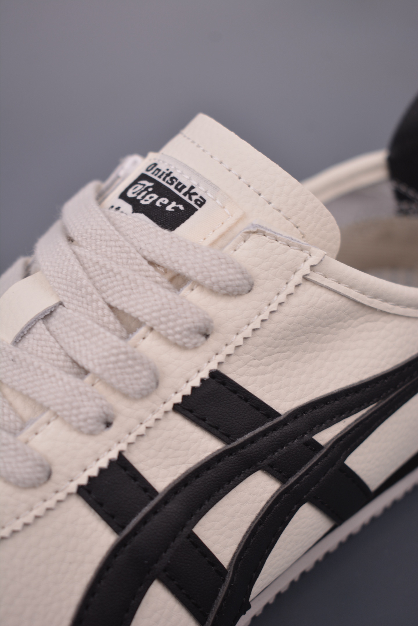 Onitsuka Tiger Mexico 66 Cream/Black Leather Sneakers Unisex Style 7 i1754856895226 9882 0 6