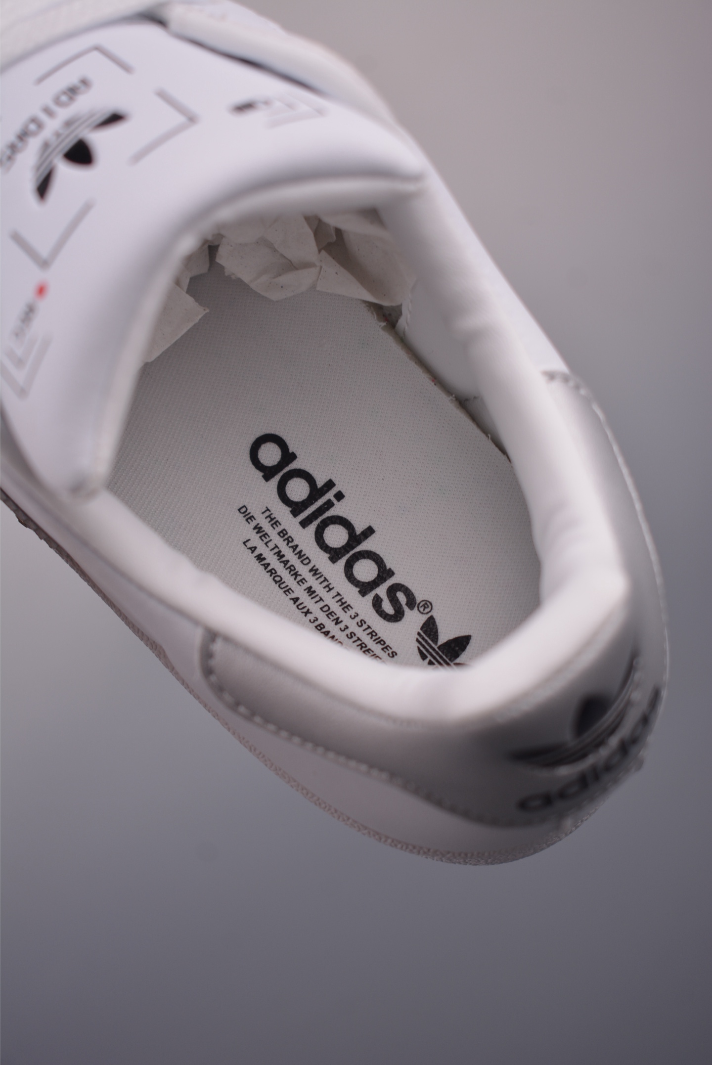 Adidas Originals Superstar Women's White Leather Rhinestone Accent Sneakers 10 i1754857532382 9741 0 8