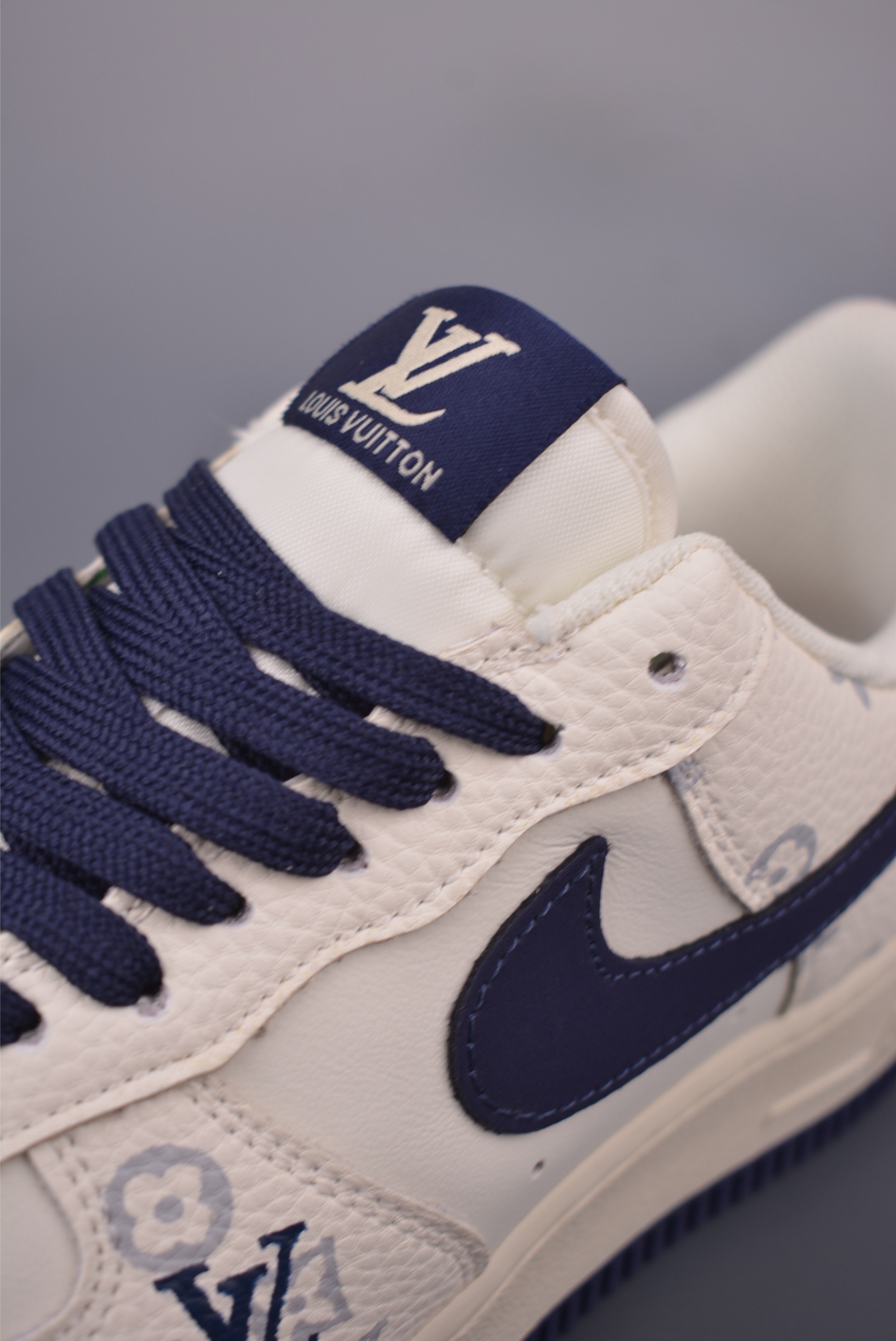 Louis Vuitton Nike Air Force 1 Low White/Navy - Limited Edition Sneakers 8 i1754859715448 2012 0 6
