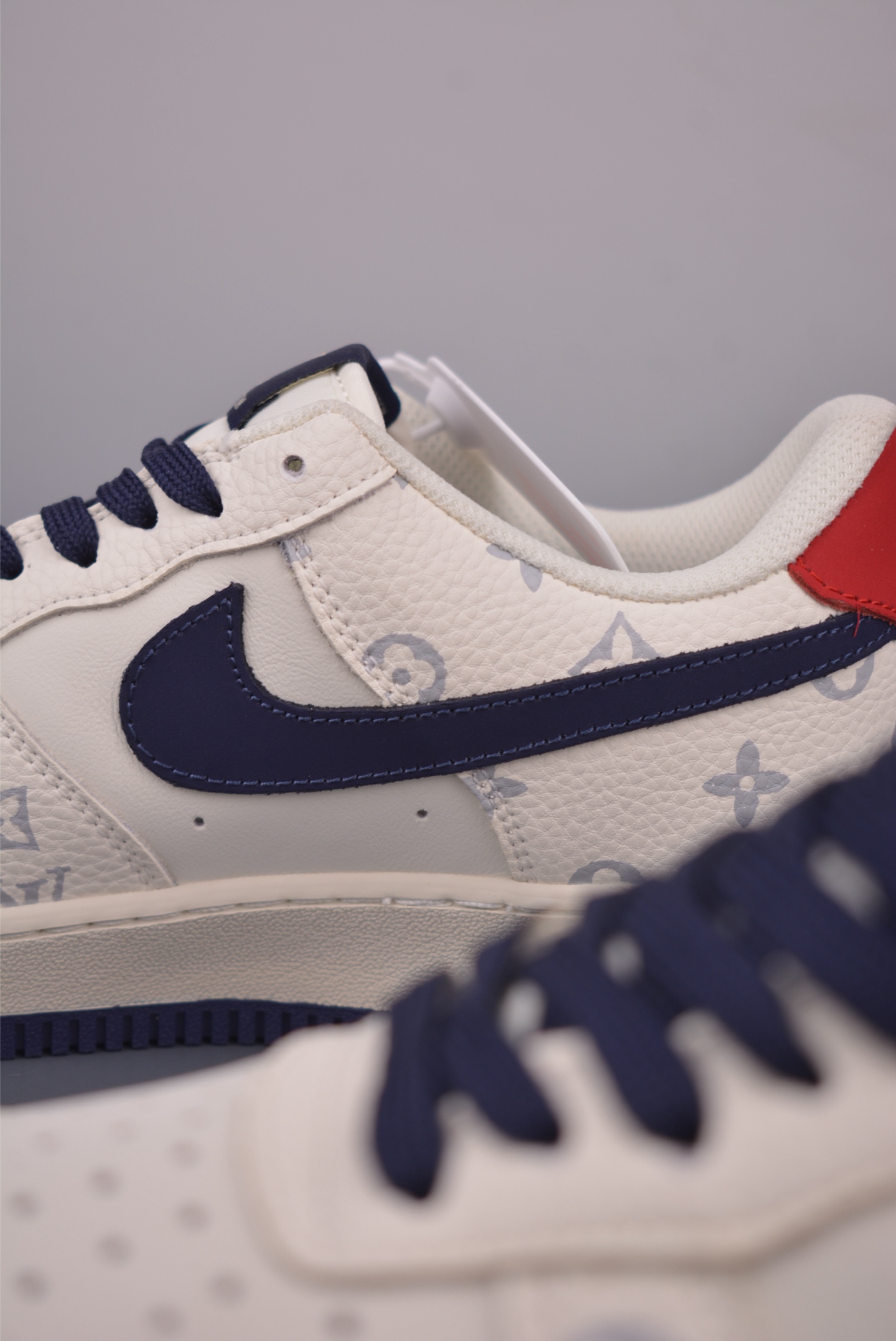 Louis Vuitton Nike Air Force 1 Low White/Navy - Limited Edition Sneakers 9 i1754859717094 5034 0 7