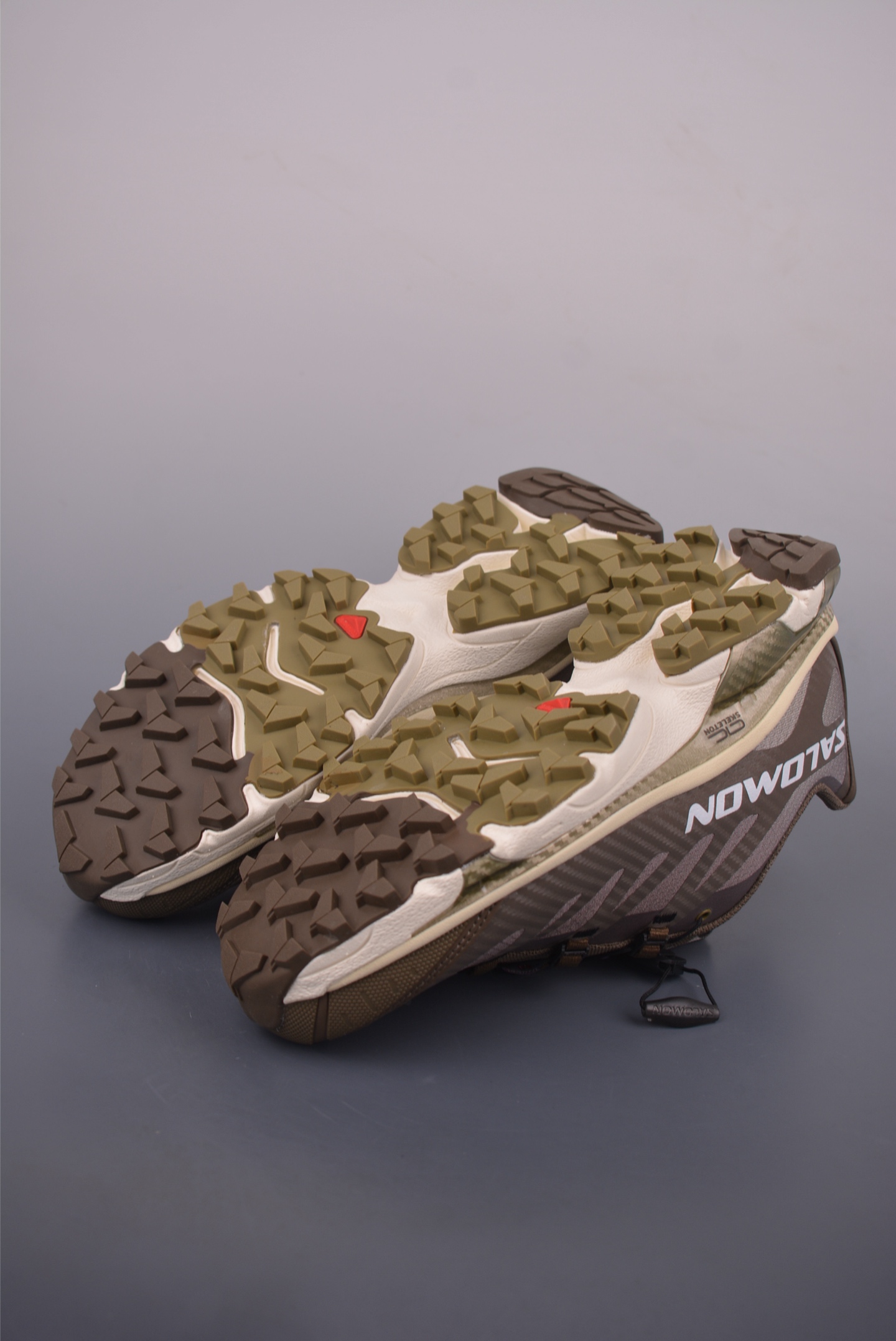 Salomon XT-4 OG Aurora Running Shoes - Breathable, Protective, and Stylish 4 i1754944338573 3471 0 2
