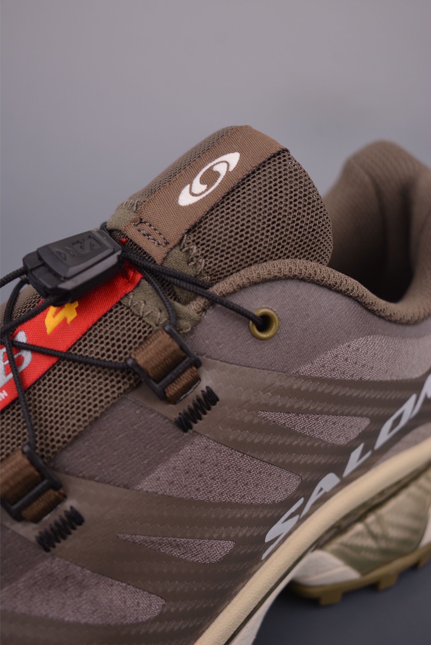 Salomon XT-4 OG Aurora Running Shoes - Breathable, Protective, and Stylish 8 i1754944340723 9932 0 6