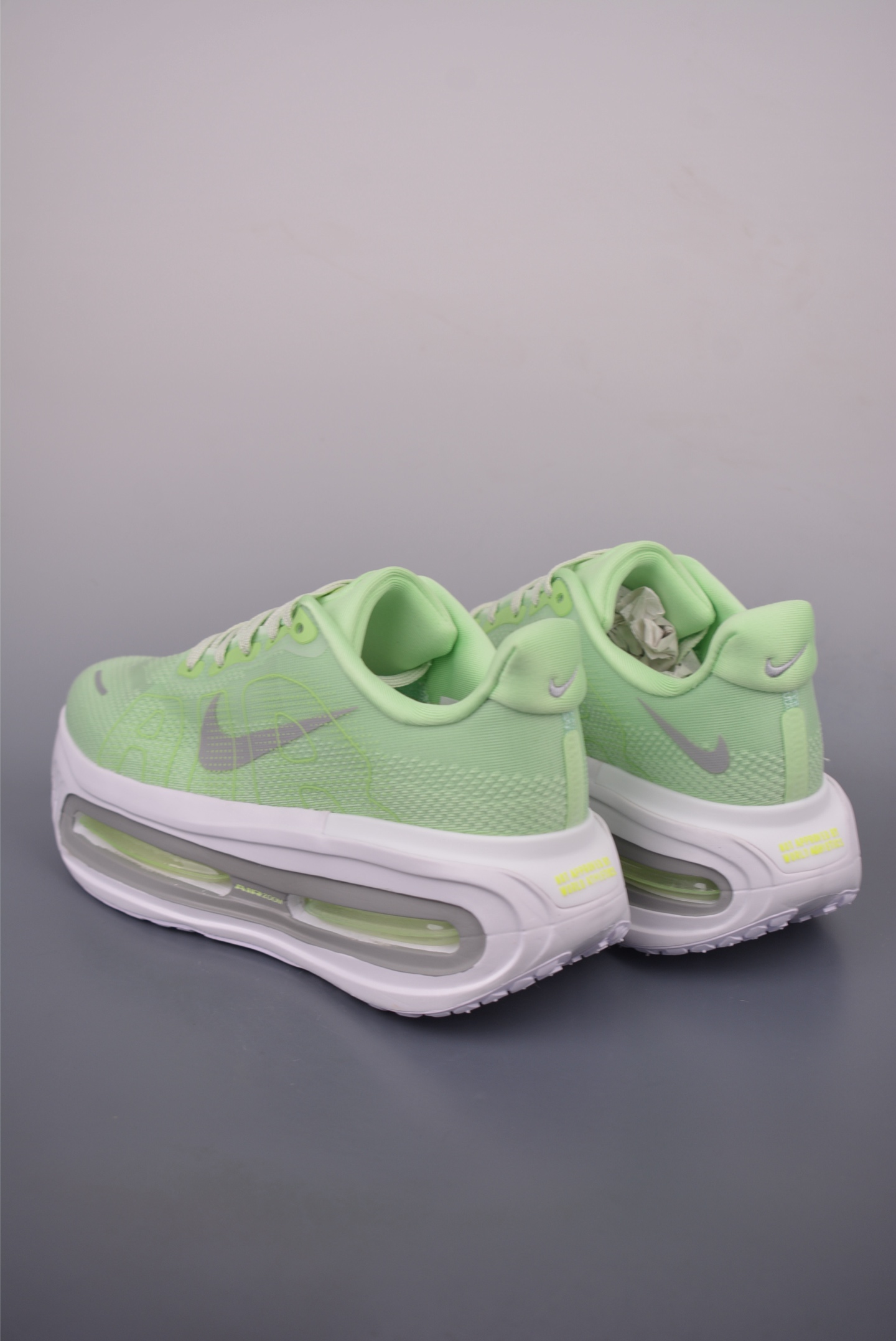 Nike Vomero Premium Air Cushion Running Shoes - Lightweight & Comfortable 2 i1754945291331 415 0 1