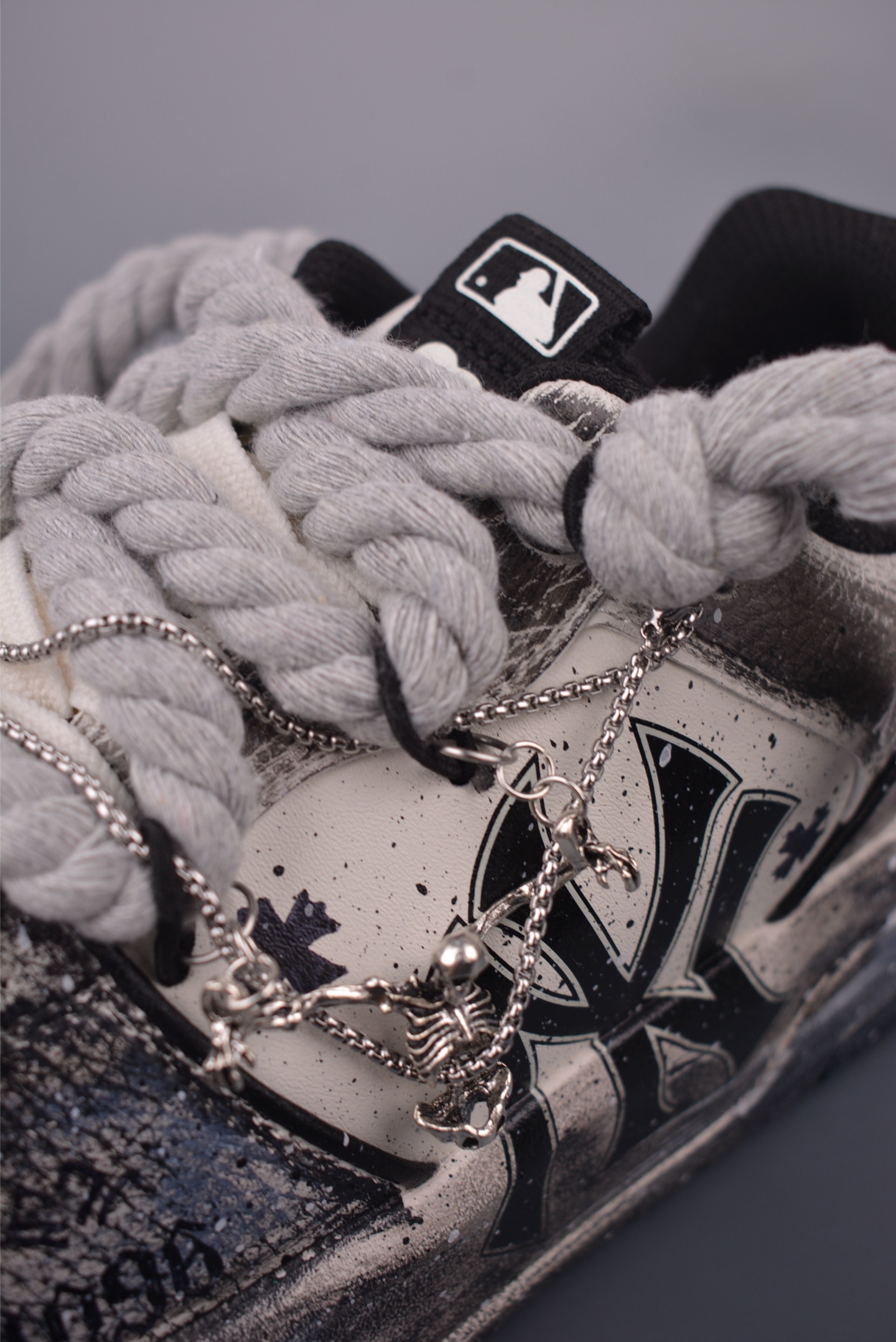 MLB NY Yankees Chunky Sneakers Graffiti Deconstructed Lace-Up Platform Shoes 7 i1754945362037 6396 0 6