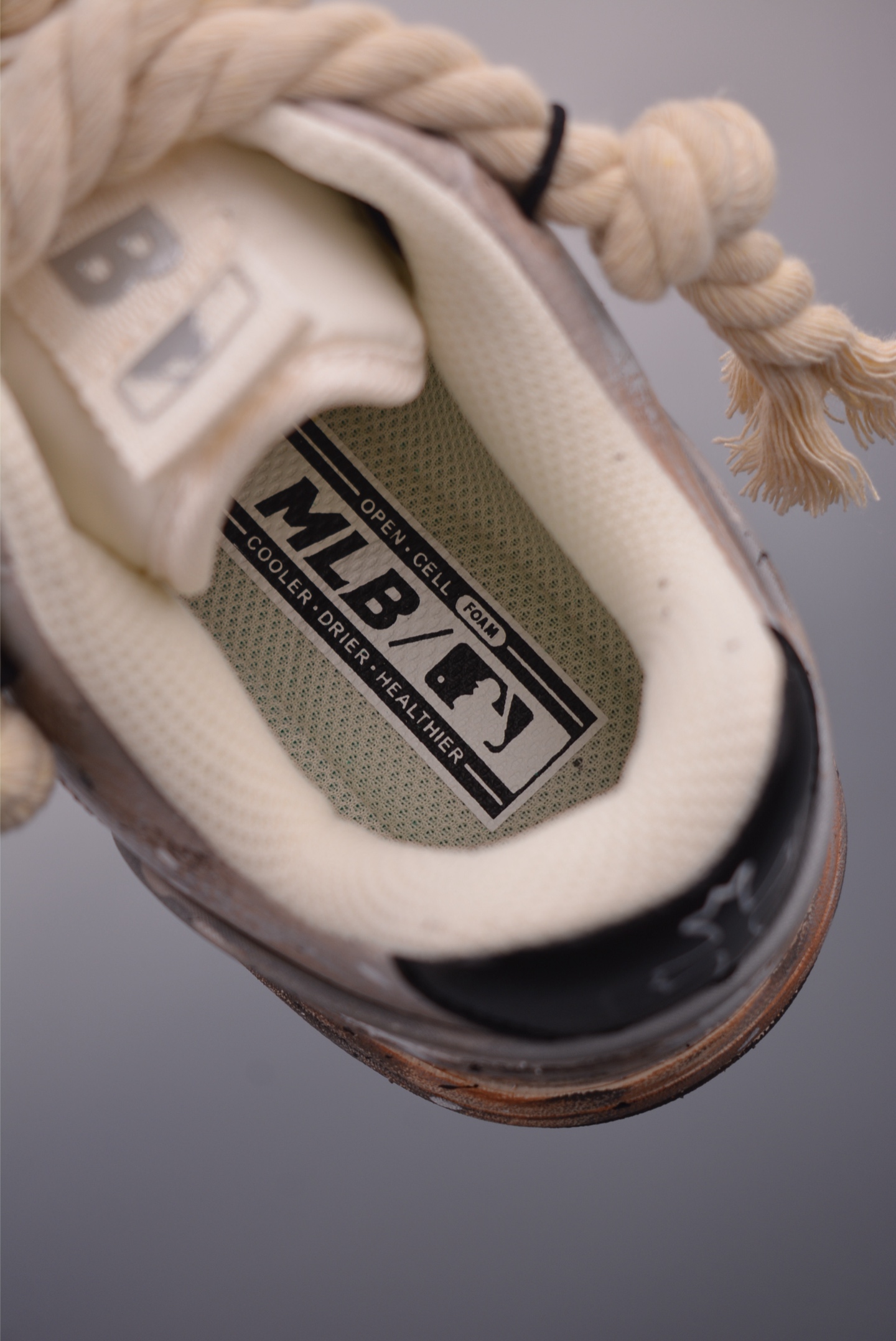 MLB NY Yankees Graffiti Chunky Sneakers: Distressed Lace-Up Platform Shoes 10 i1754945393124 9410 0 8