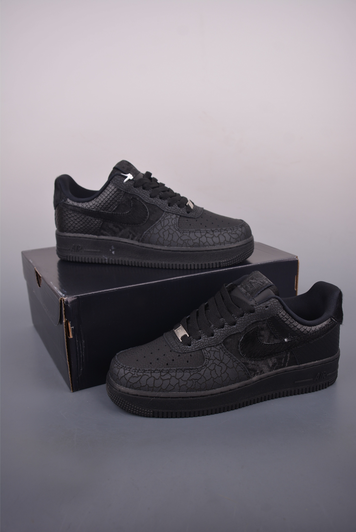 Nike Air Force 1 Low Black Crocodile Skin Embossed Leather Sneakers 6 i1754947878440 7061 0 4