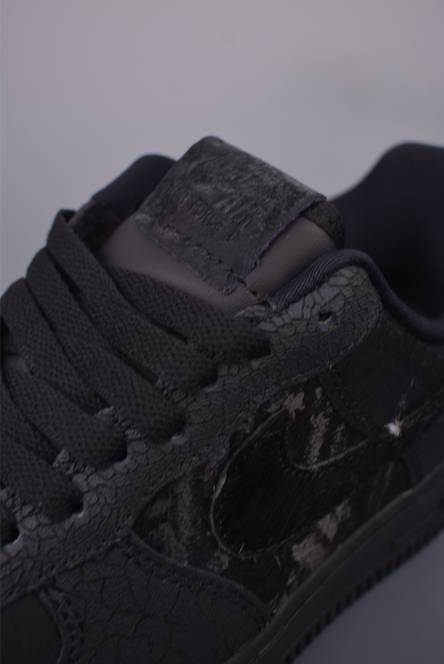 Nike Air Force 1 Low Black Crocodile Skin Embossed Leather Sneakers 8 i1754947878481 4410 0 6