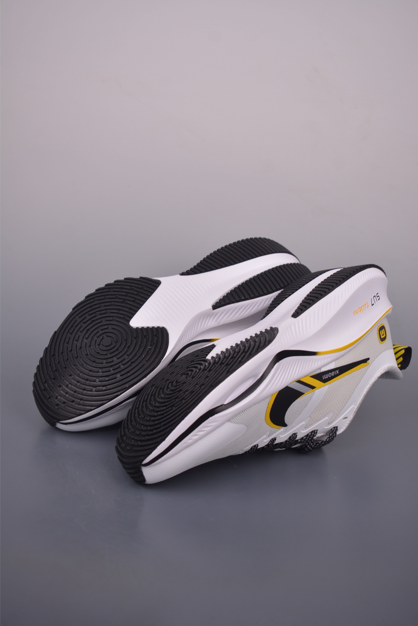 Nike Zoom Plus Supreme Running Shoes - High Quality, Stable and Smooth Ride 3 i1754948012403 580 0 2