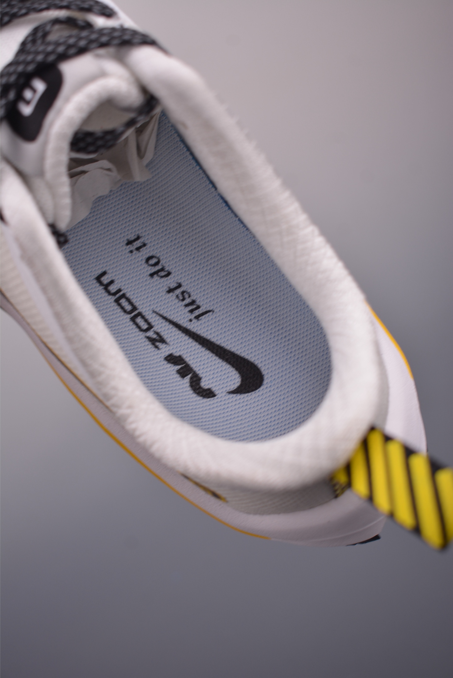Nike Zoom Plus Supreme Running Shoes - High Quality, Stable and Smooth Ride 9 i1754948012466 8122 0 8