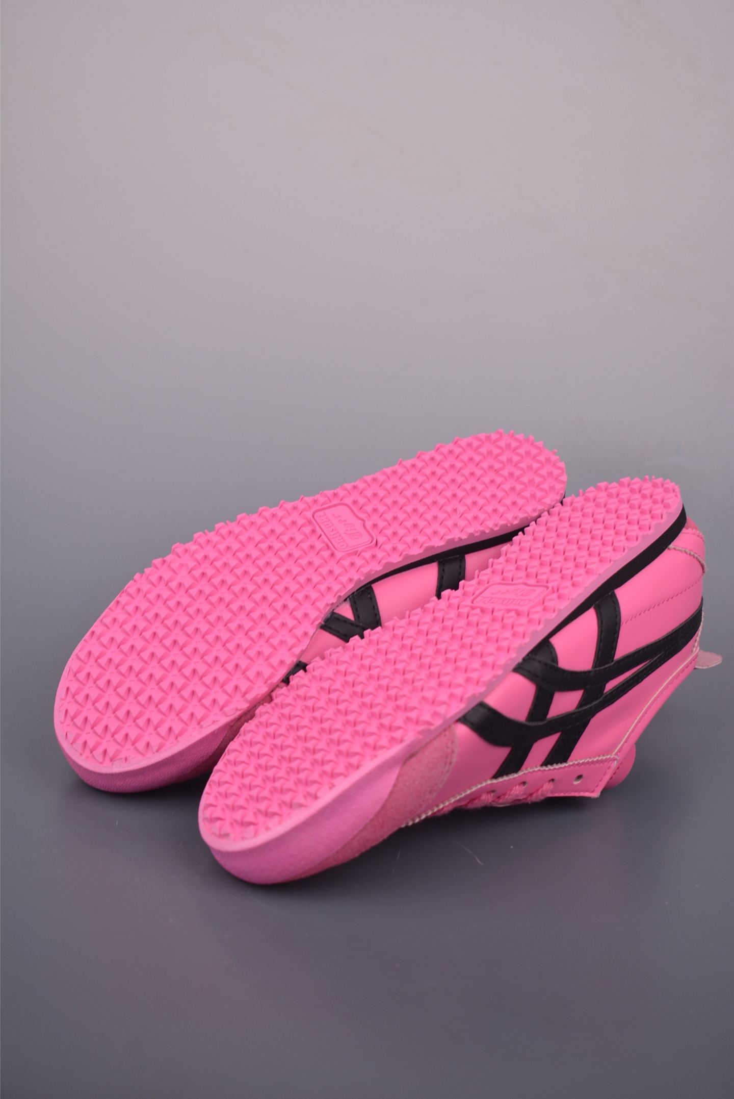 Onitsuka Tiger Mexico 66 Slip-On Shoes - Pink/Black, Sizes 36-41.5 4 i1754950591036 7948 0 2