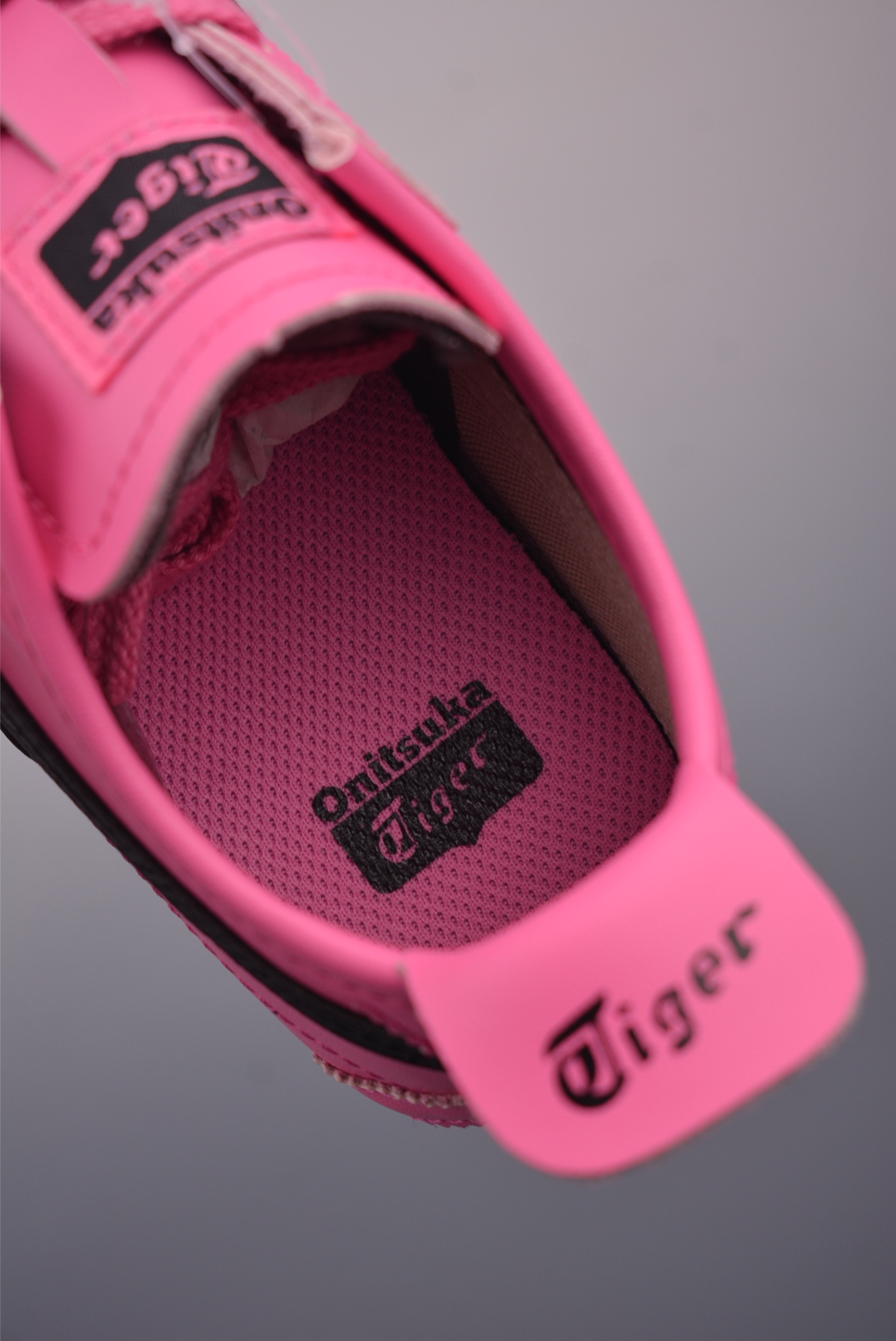 Onitsuka Tiger Mexico 66 Slip-On Shoes - Pink/Black, Sizes 36-41.5 10 i1754950591071 8781 0 8