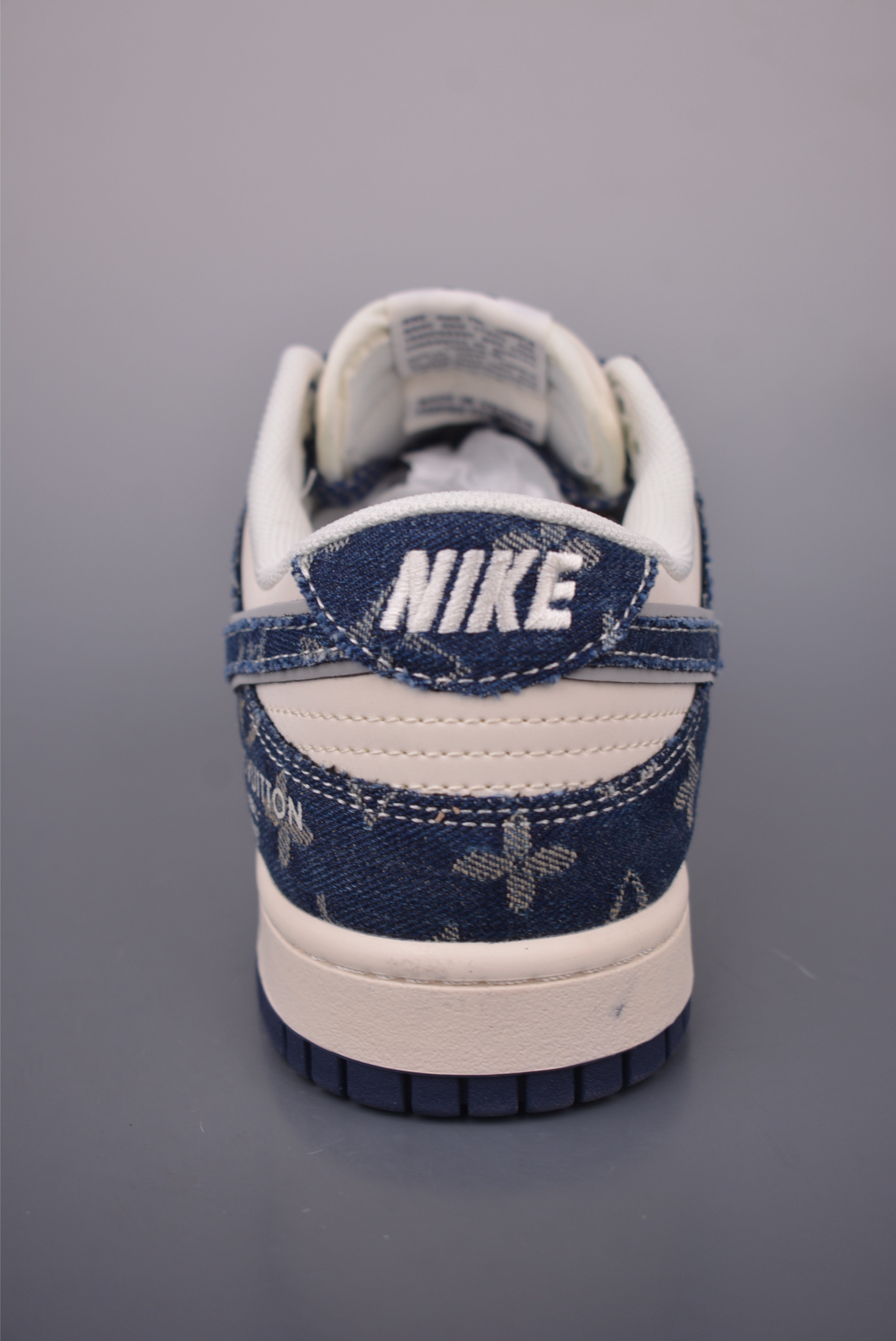 Nike SB Dunk Low Louis Vuitton Collaboration Premium Sneakers 5 i1754950634740 770 0 3