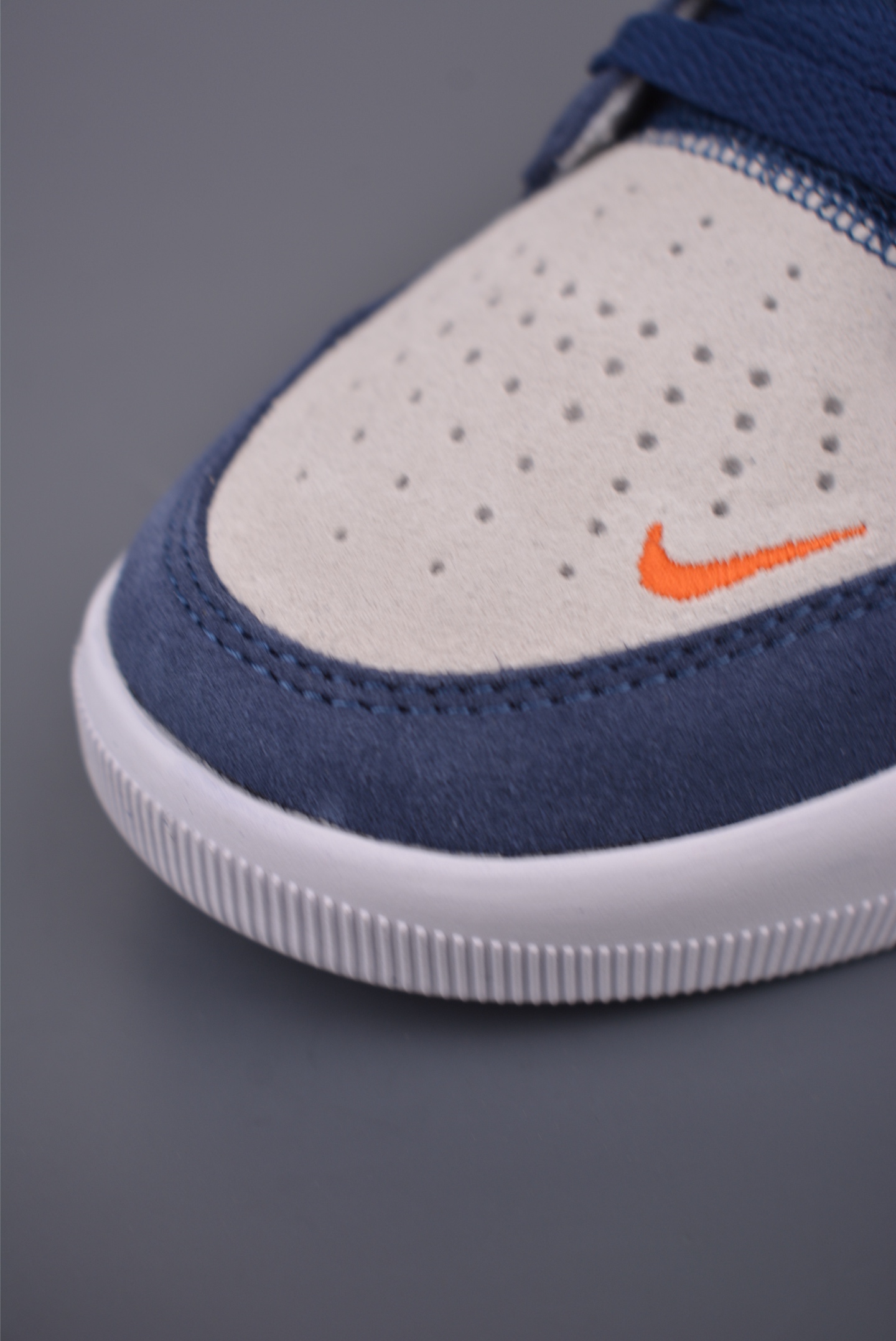 Nike SB Force 58: Durable Skateboard Shoes with Classic Basketball Style 6 i1755033743978 3580 0 5