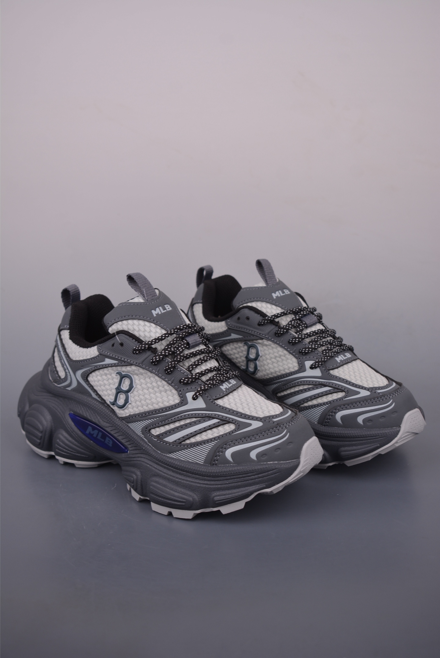 MLB Curve Runner Mono Mesh New York Yankees Chunky Sneakers - Trendy & Stylish 2 i1755034848757 1791 0 0