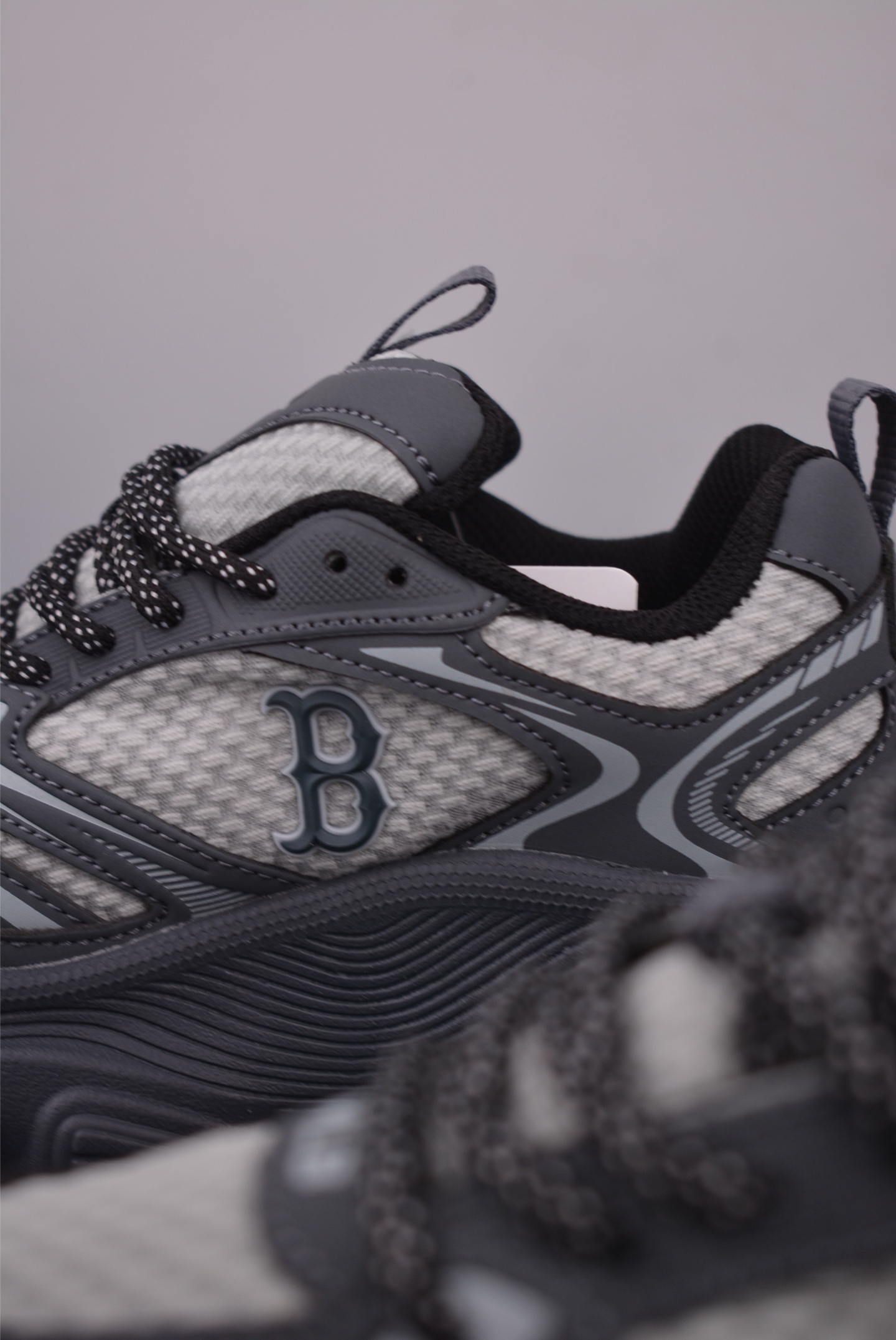 MLB Curve Runner Mono Mesh New York Yankees Chunky Sneakers - Trendy & Stylish 9 i1755034848764 2613 0 7