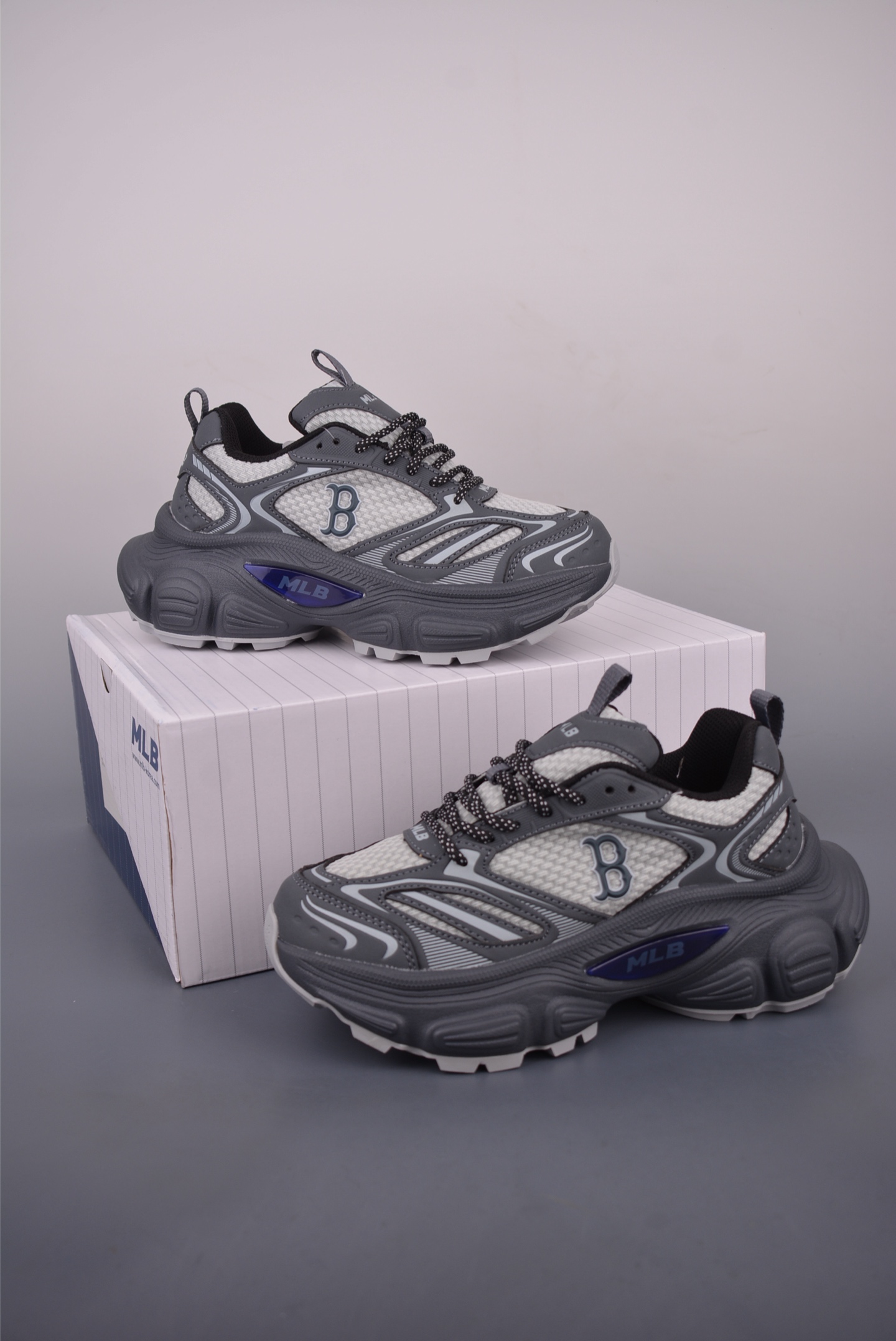 MLB Curve Runner Mono Mesh New York Yankees Chunky Sneakers - Trendy & Stylish 6 i1755034850484 5859 0 4