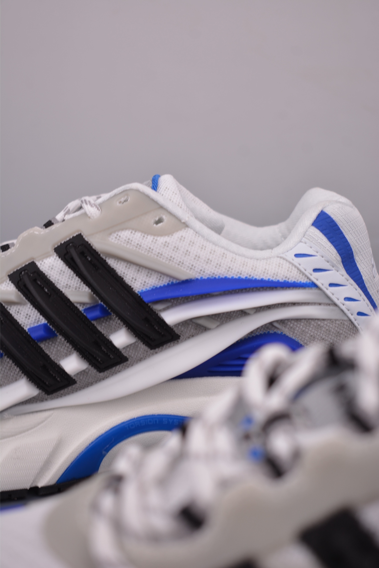 Adidas Adistar Cushion Pharrell x Atmos Jellyfish Retro Sneakers 9 i1755035052324 9228 0 7