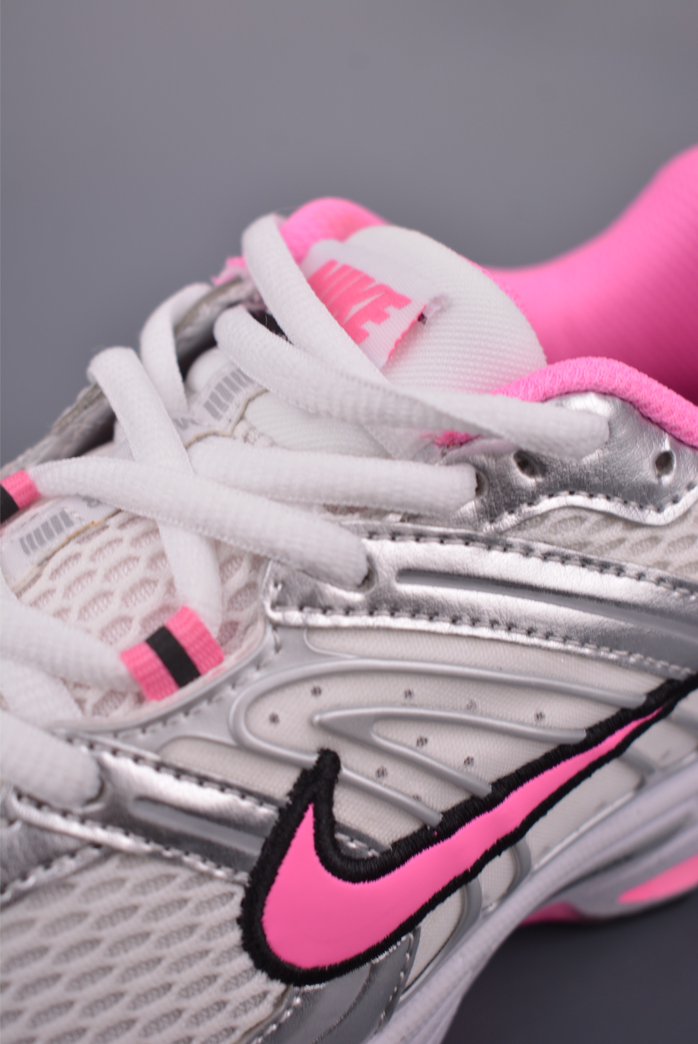Nike Air Max Moto 2K Women's Running Shoes - White/Pink 7 i1755035399447 7355 0 6