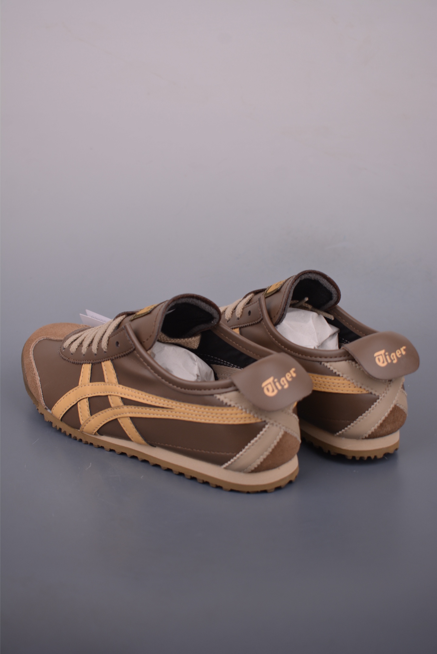Onitsuka Tiger Mexico 66 Slip-On Shoes - Brown Leather with Suede Accents 3 i1755035632360 4794 0 1