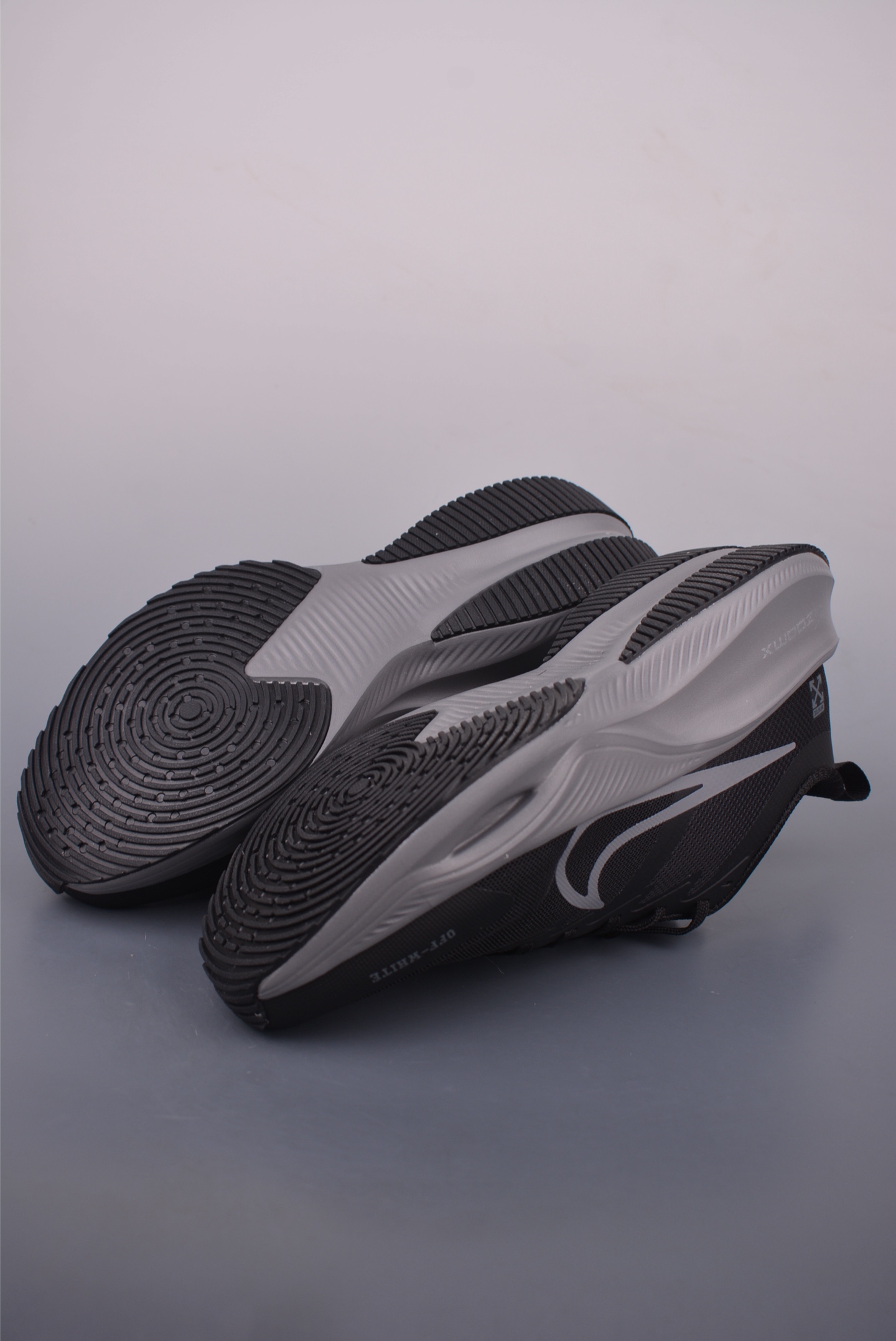 Nike Zoom Plus x Off-White Running Shoes - Supreme Quality & Comfort 4 i1755035681344 3830 0 2