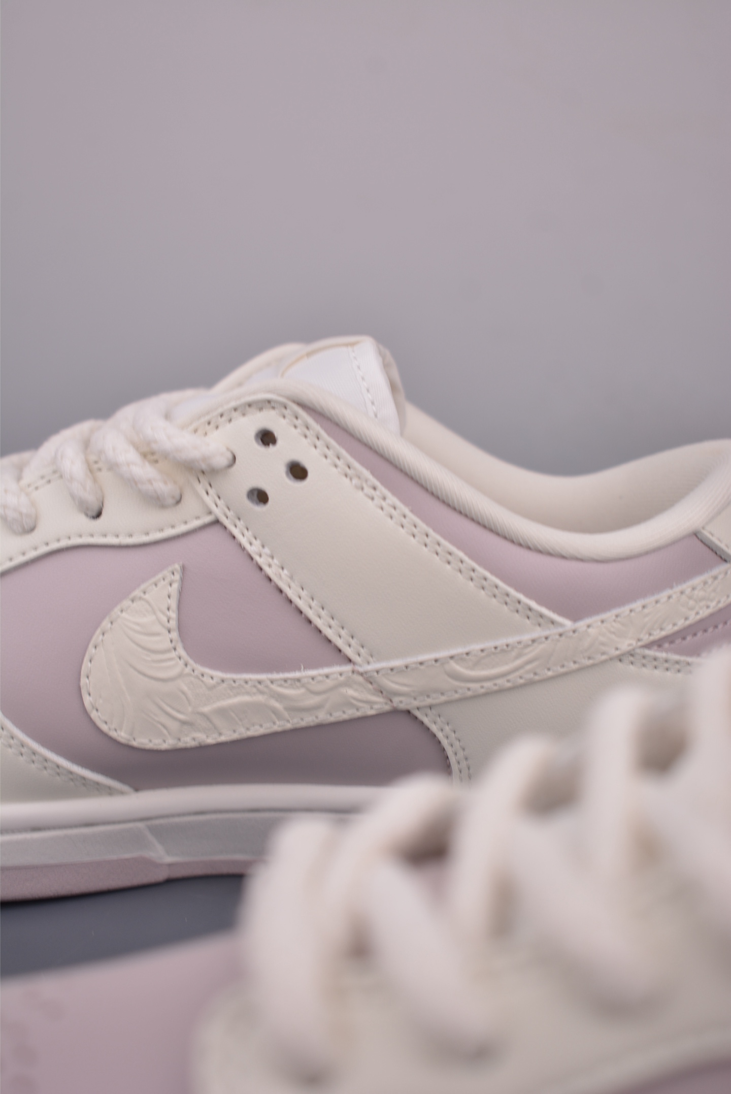Nike SB Dunk Low Premium Leather Sneakers IH0639, Women's and Men's sizes 8 i1755035821866 1629 0 7