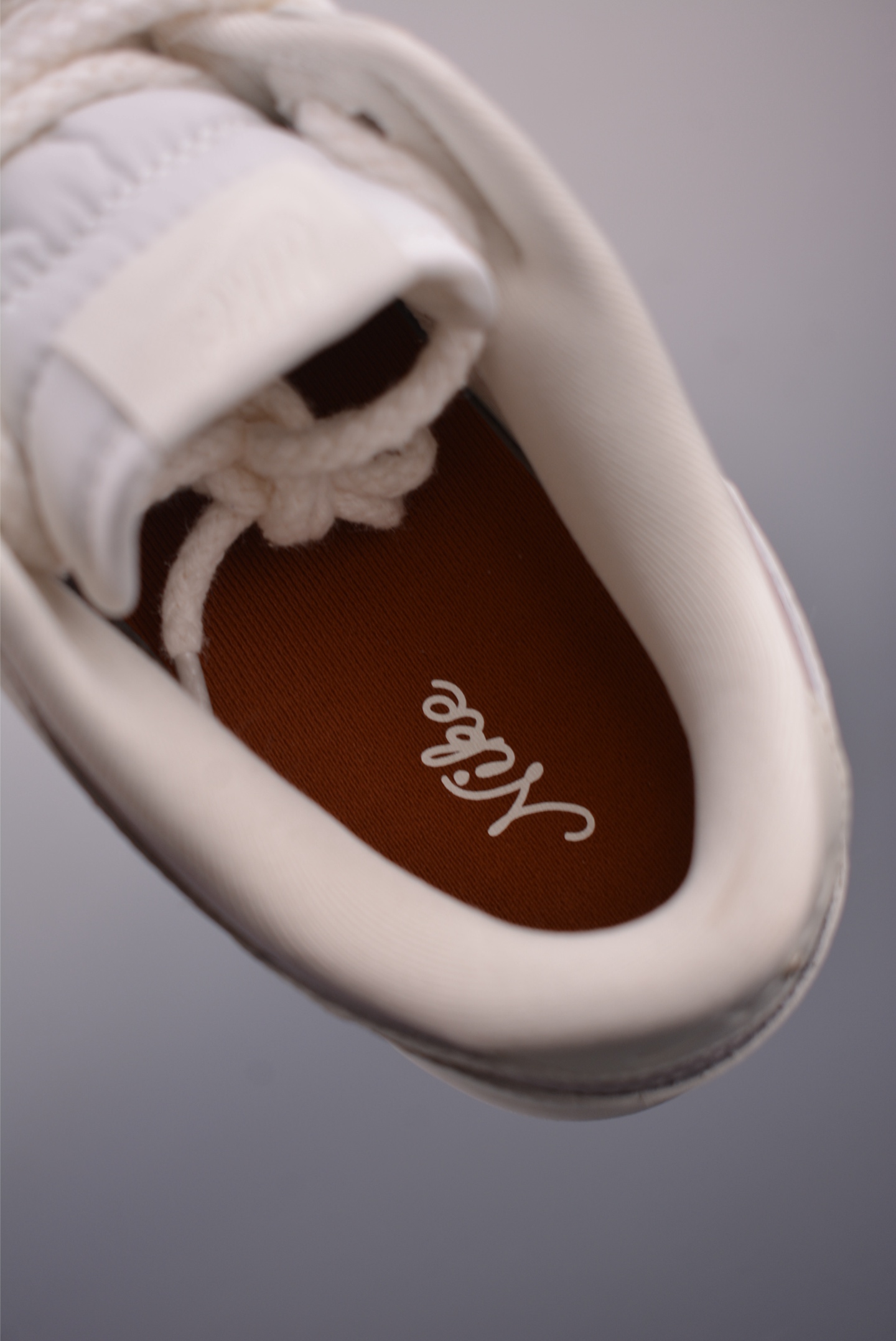 Nike SB Dunk Low Premium Leather Sneakers IH0639, Women's and Men's sizes 9 i1755035821883 4054 0 8
