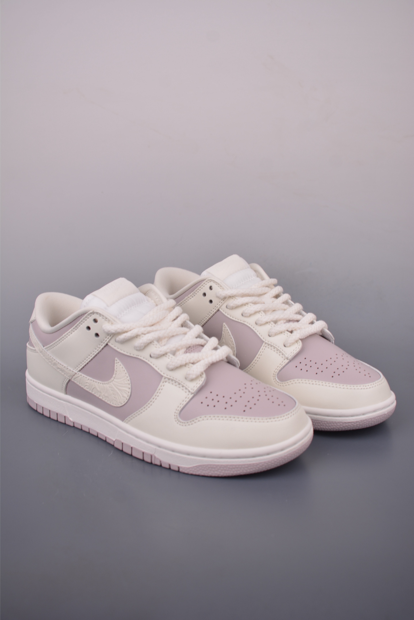 Nike SB Dunk Low Premium Leather Sneakers IH0639, Women's and Men's sizes 1 i1755035825227 9562 0 0