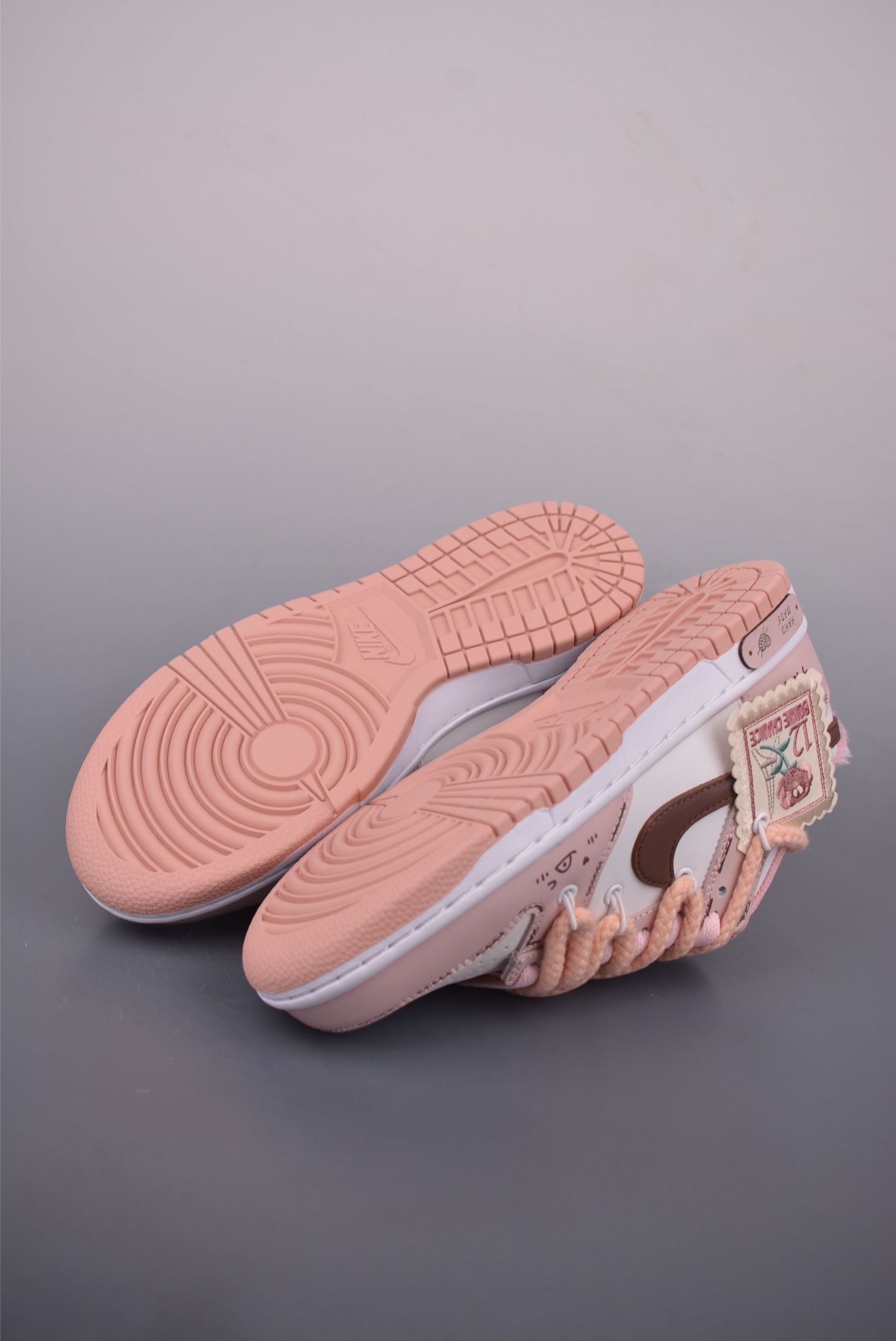 Nike SB Dunk Low Pink Sakura Deconstructed Lace-Up Sneakers - Premium Quality 4 i1755036304873 802 0 2