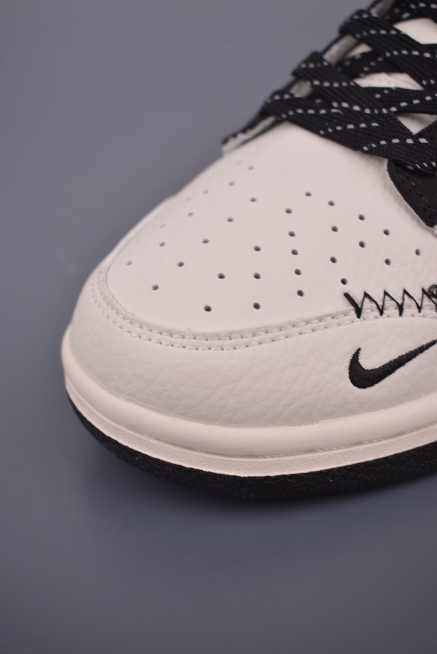 Nike SB Dunk Low Black White Premium Leather Sneakers - Style & Comfort 6 i1755036479597 8137 0 5