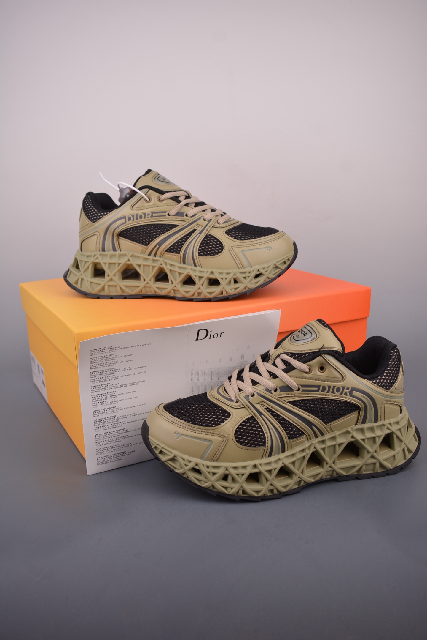Dior B35 NXT Sneakers: 3D Printed Sole, Mesh Upper, and Retro Design - Available Now! 6 i1755037185050 6362 0 4