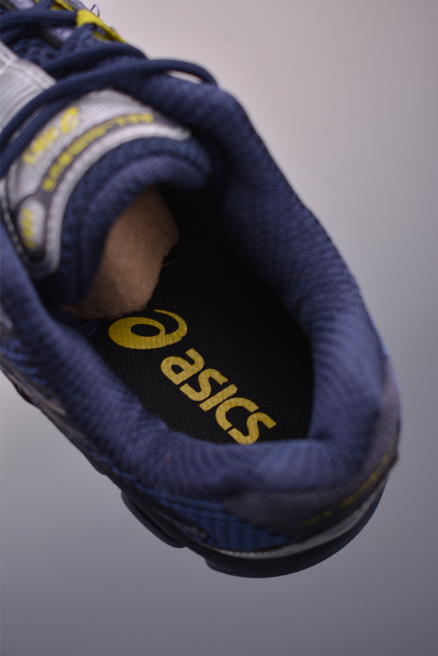Asics GEL-Kahana NIMBUS 10.1 Running Shoes, Durable, Breathable, Low Top, Casual 9 i1755039305261 8670 0 8