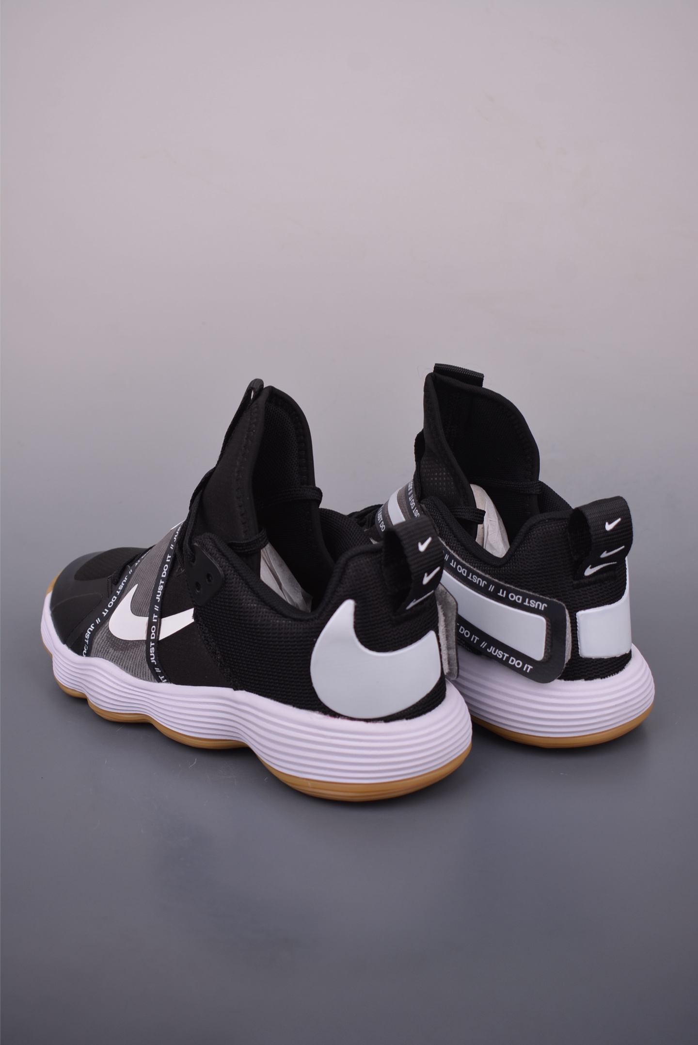 Nike React HyperSet SE Lightweight Training Shoes - Indoor Court Agility 2 i1755039477401 5283 0 1