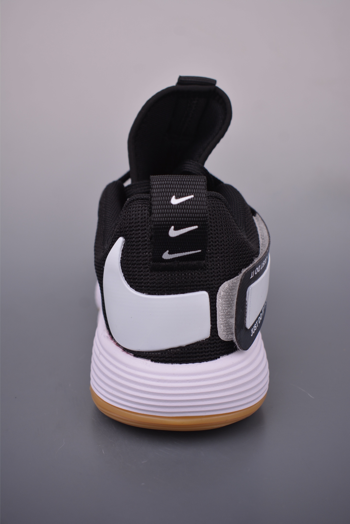 Nike React HyperSet SE Lightweight Training Shoes - Indoor Court Agility 4 i1755039479362 9151 0 3