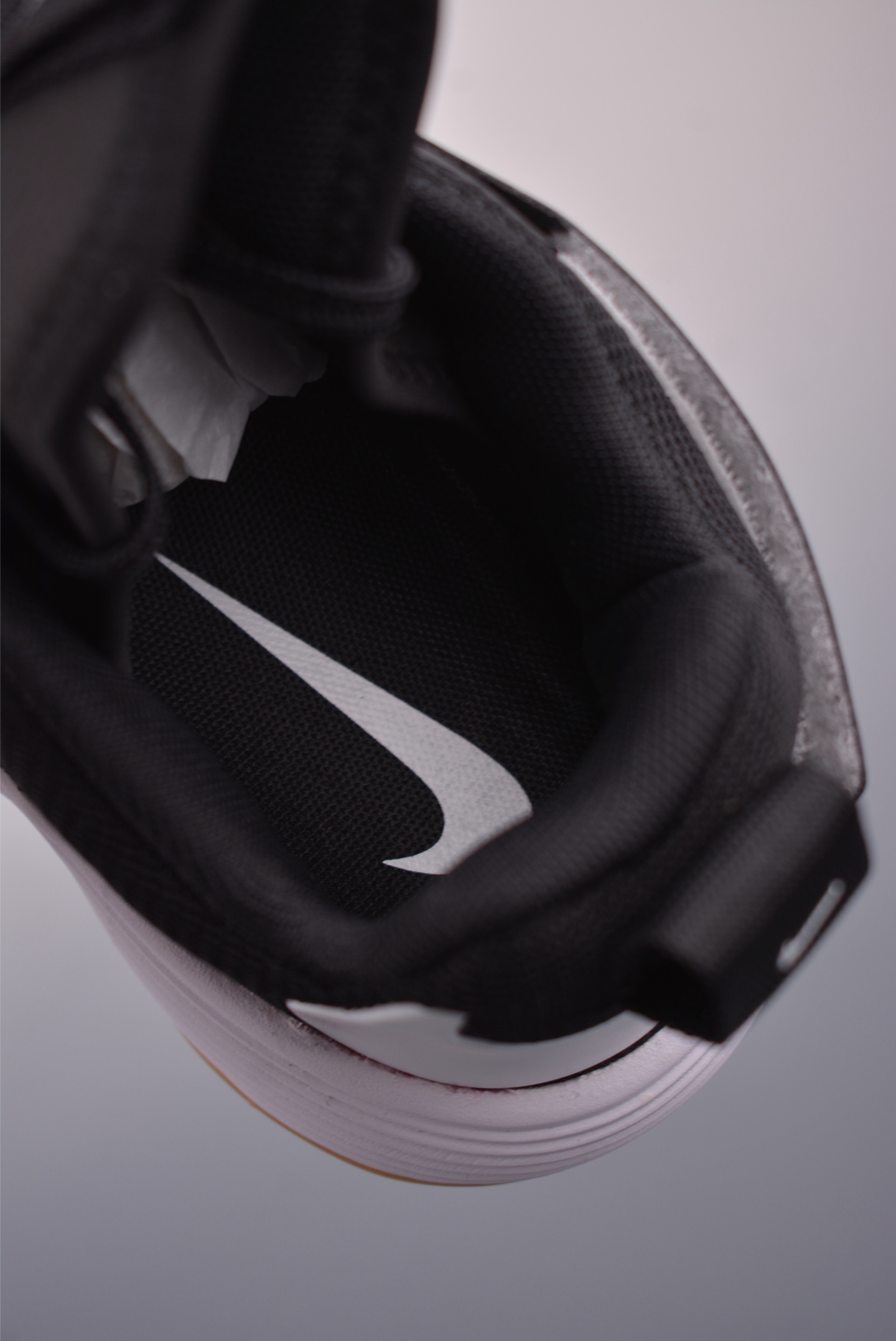 Nike React HyperSet SE Lightweight Training Shoes - Indoor Court Agility 9 i1755039479374 5737 0 8