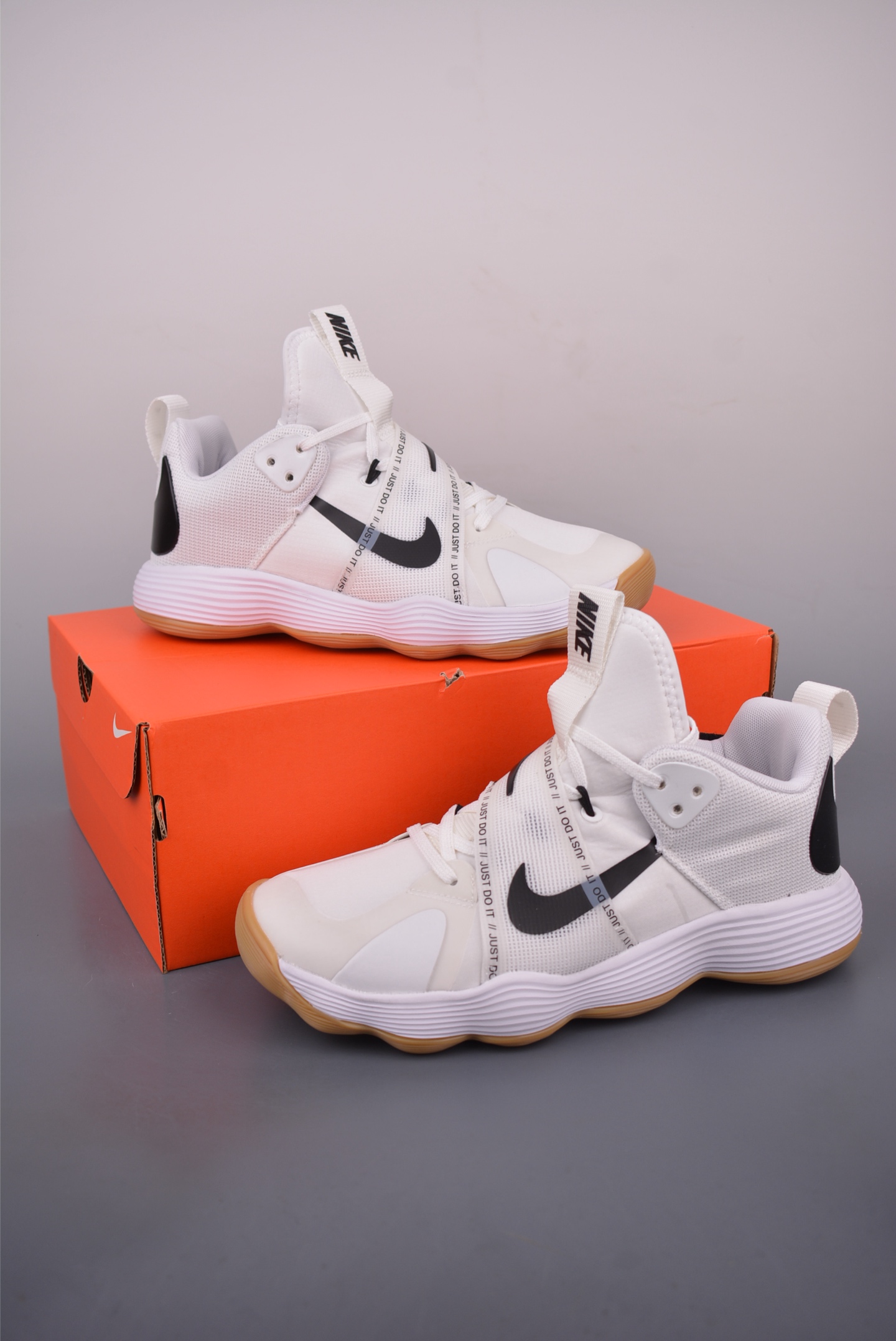 Nike React HyperSet SE Lightweight Training Shoes - Indoor Court Performance 3 i1755039528080 2673 0 2