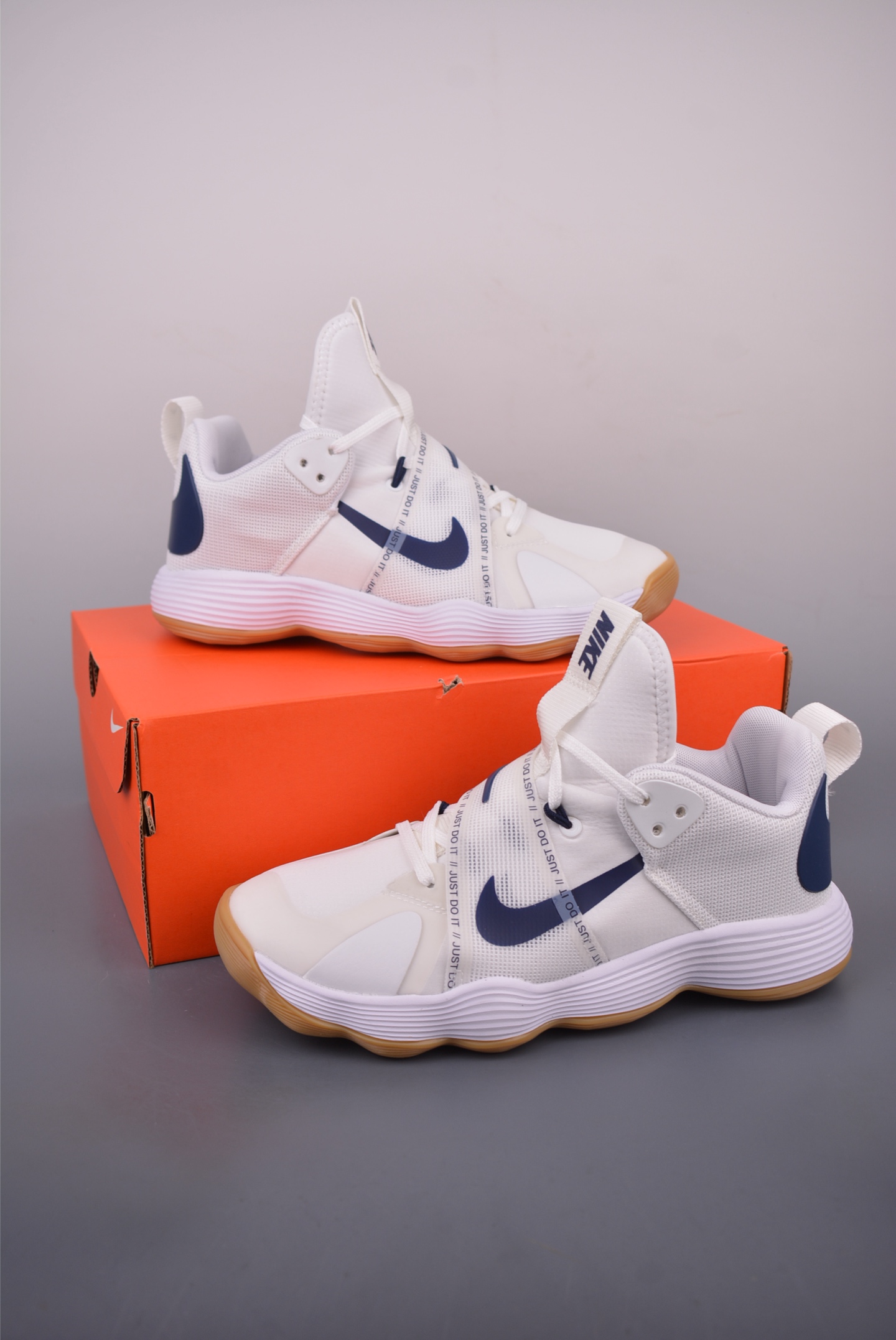 Nike React HyperSet SE Lightweight Training Shoes - Indoor Court Performance 1 i1755039528158 8092 0 0