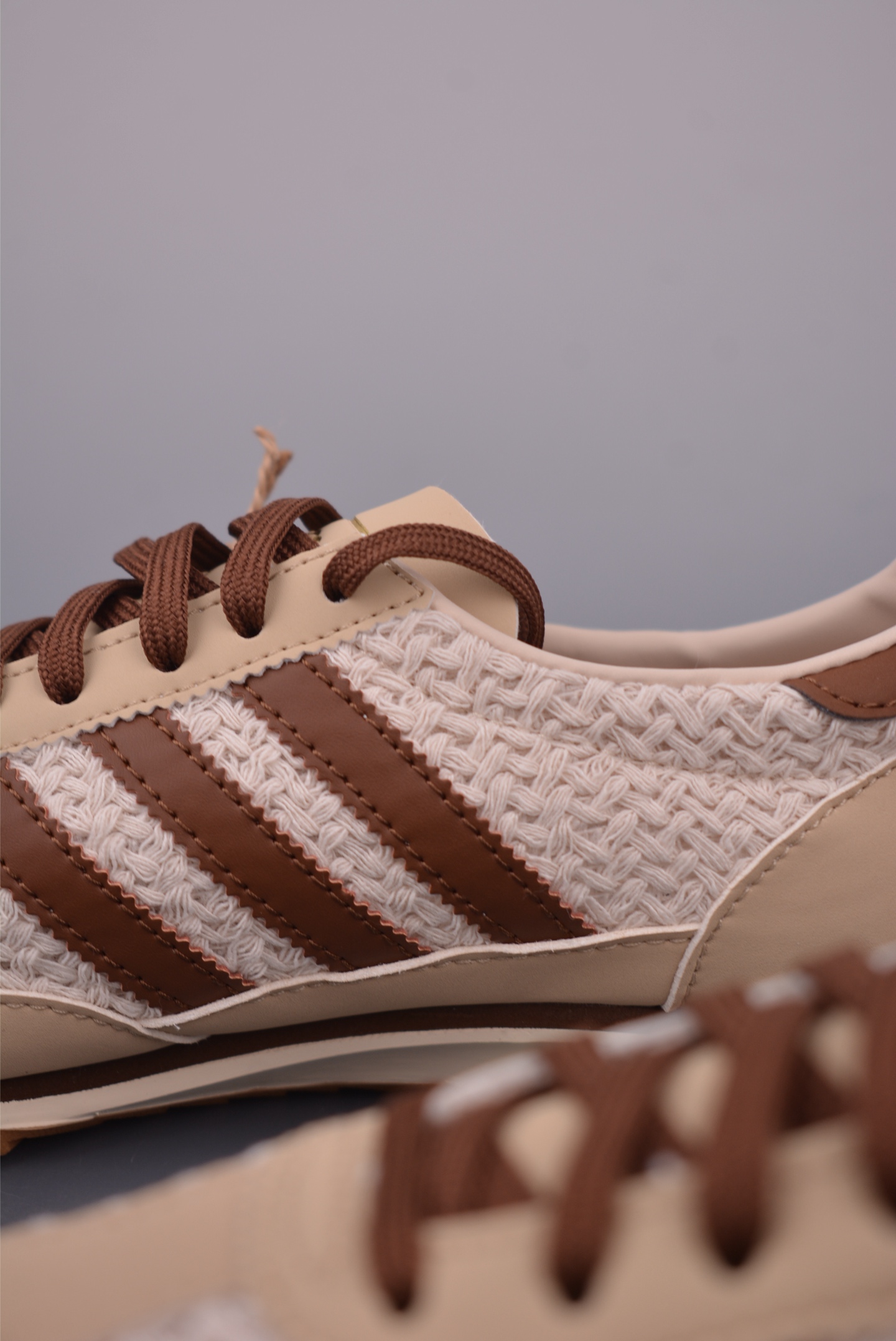 Adidas Originals SL 72 RS: Lightweight, Breathable, Retro Running Shoes 8 i1755116252995 2978 0 7