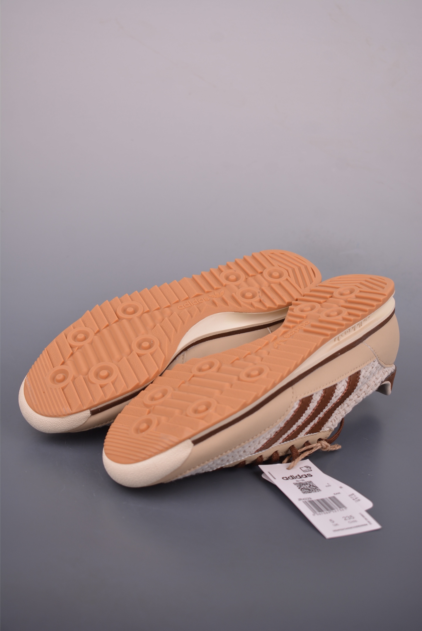 Adidas Originals SL 72 RS: Lightweight, Breathable, Retro Running Shoes 3 i1755116253026 9450 0 2