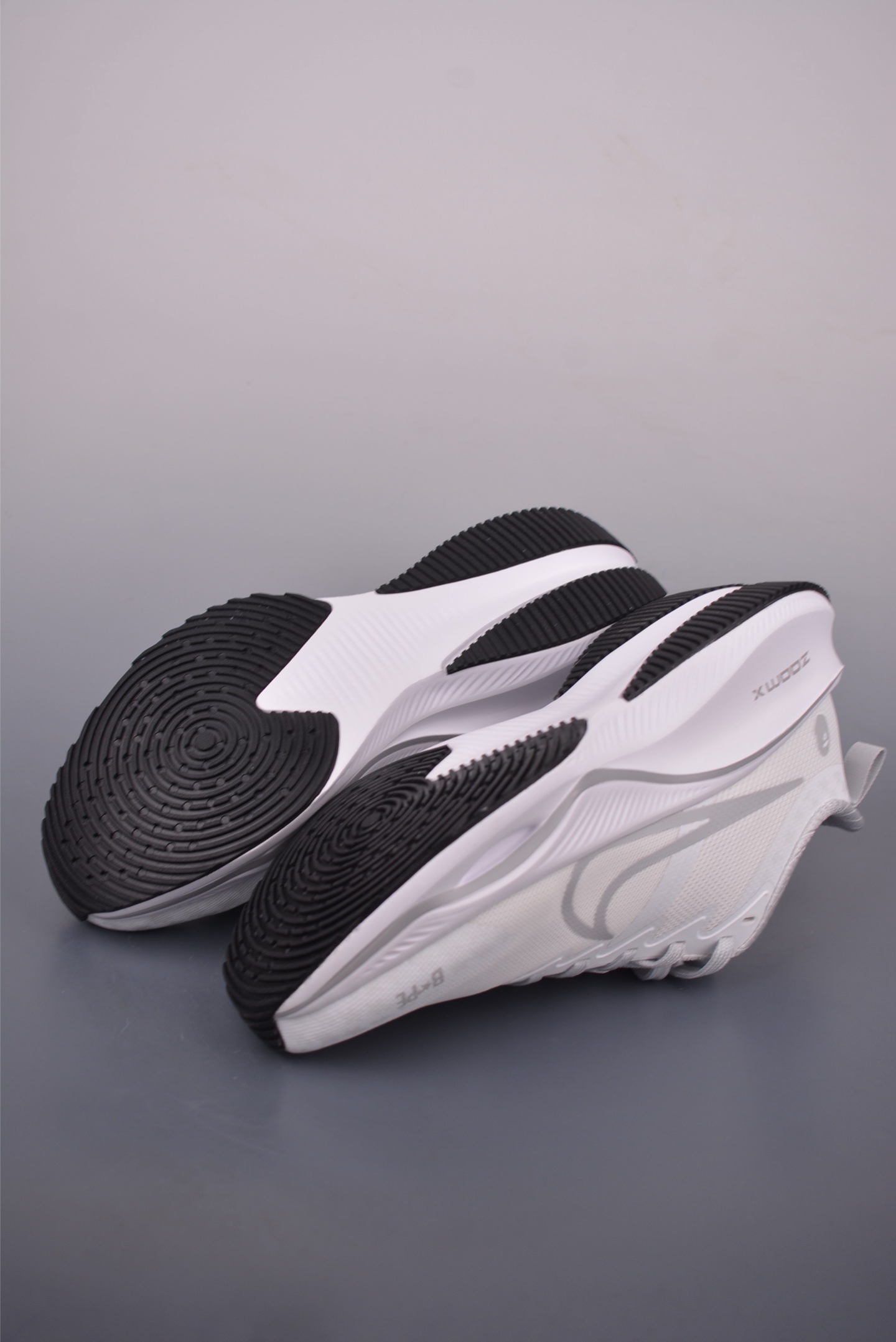 Nike ZOOM Plus x BAPE Collaboration Running Shoes - Premium Quality, Ultimate Comfort 3 i1755116305058 7667 0 2