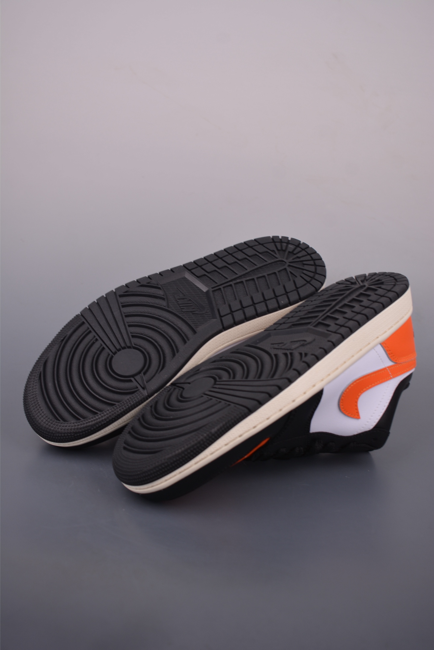 Air Jordan 1 Low Shattered Orange, Premium Leather, Comfortable Fit Sneakers 4 i1755123996925 2374 0 2