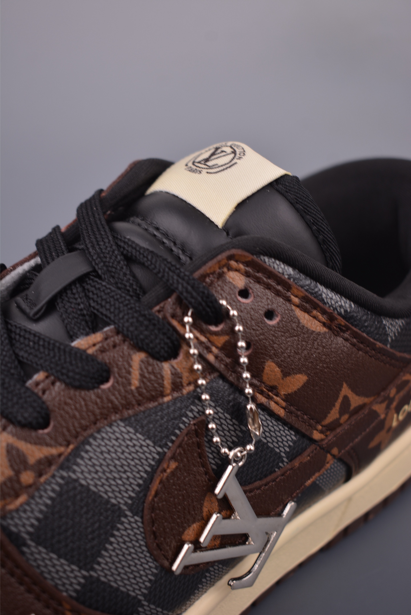 Nike SB Dunk Low Louis Vuitton Sneakers Premium Quality Designer Shoes 8 i1755124063679 4928 0 6