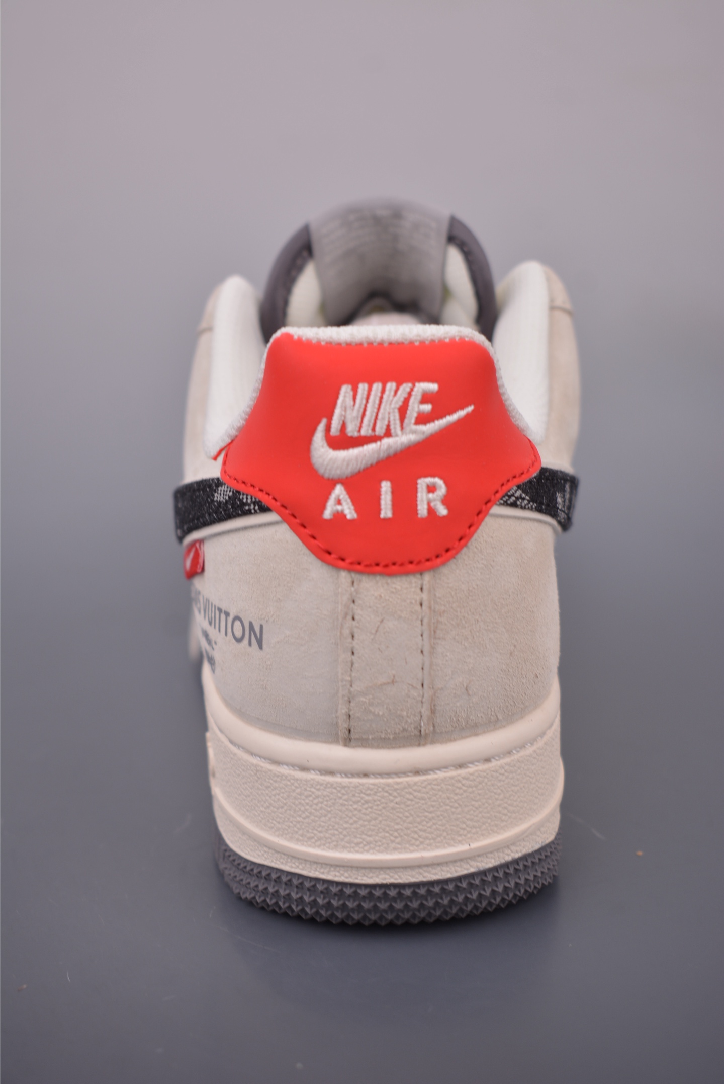 Nike Air Force 1 Low Louis Vuitton Custom Sneakers - Limited Edition 5 i1755124869410 7616 0 3