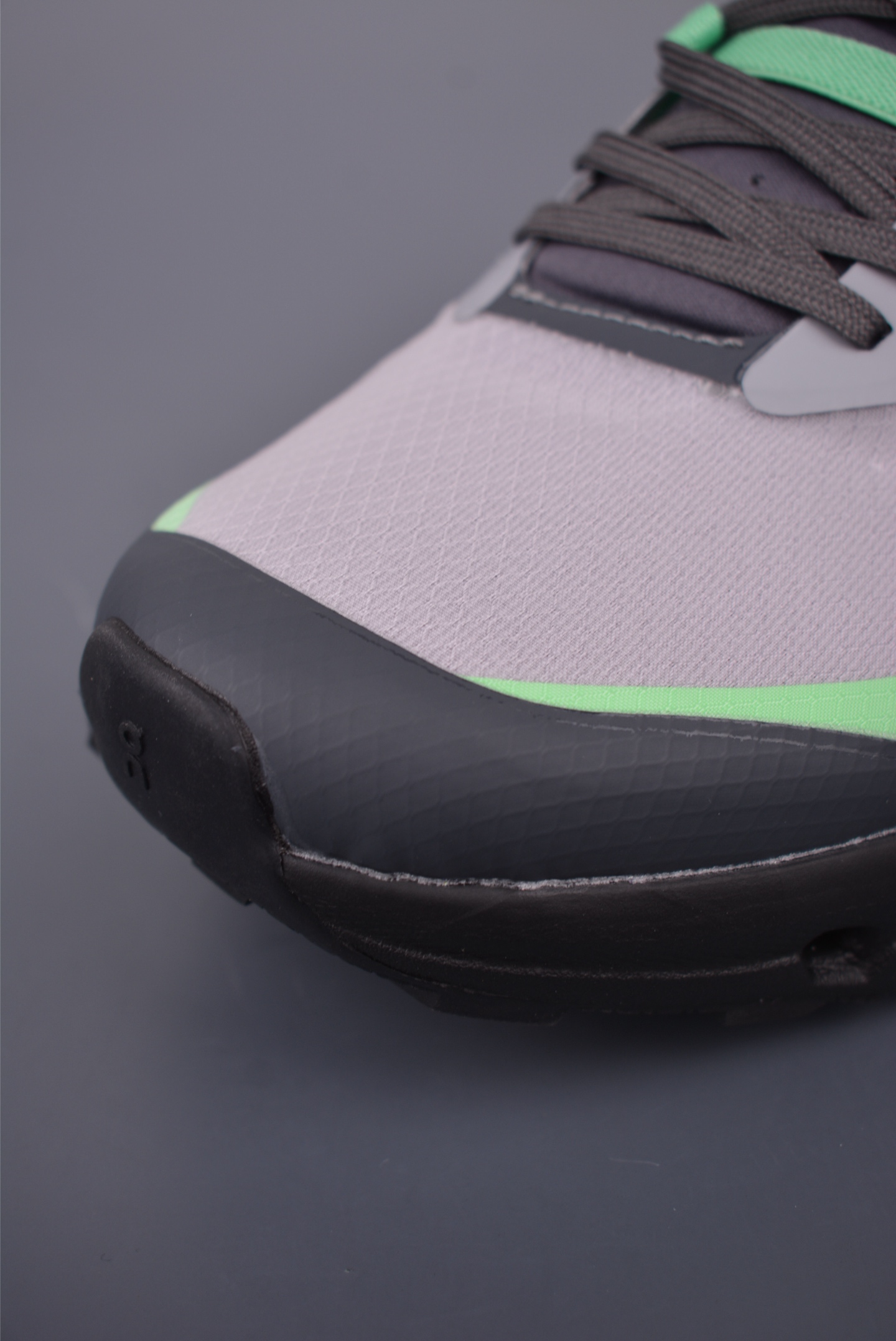 On Cloudvista 2 Waterproof Running Shoes - Outdoor Street Style, Grey/Green 7 i1755214720316 8980 0 5