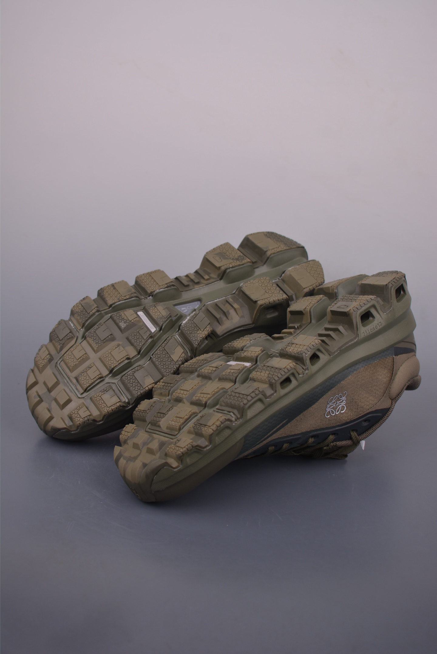 Loewe Cloud Hi Edge Running Shoes - Outdoor, Street Style, and Functional 4 i1755214760835 4012 0 2