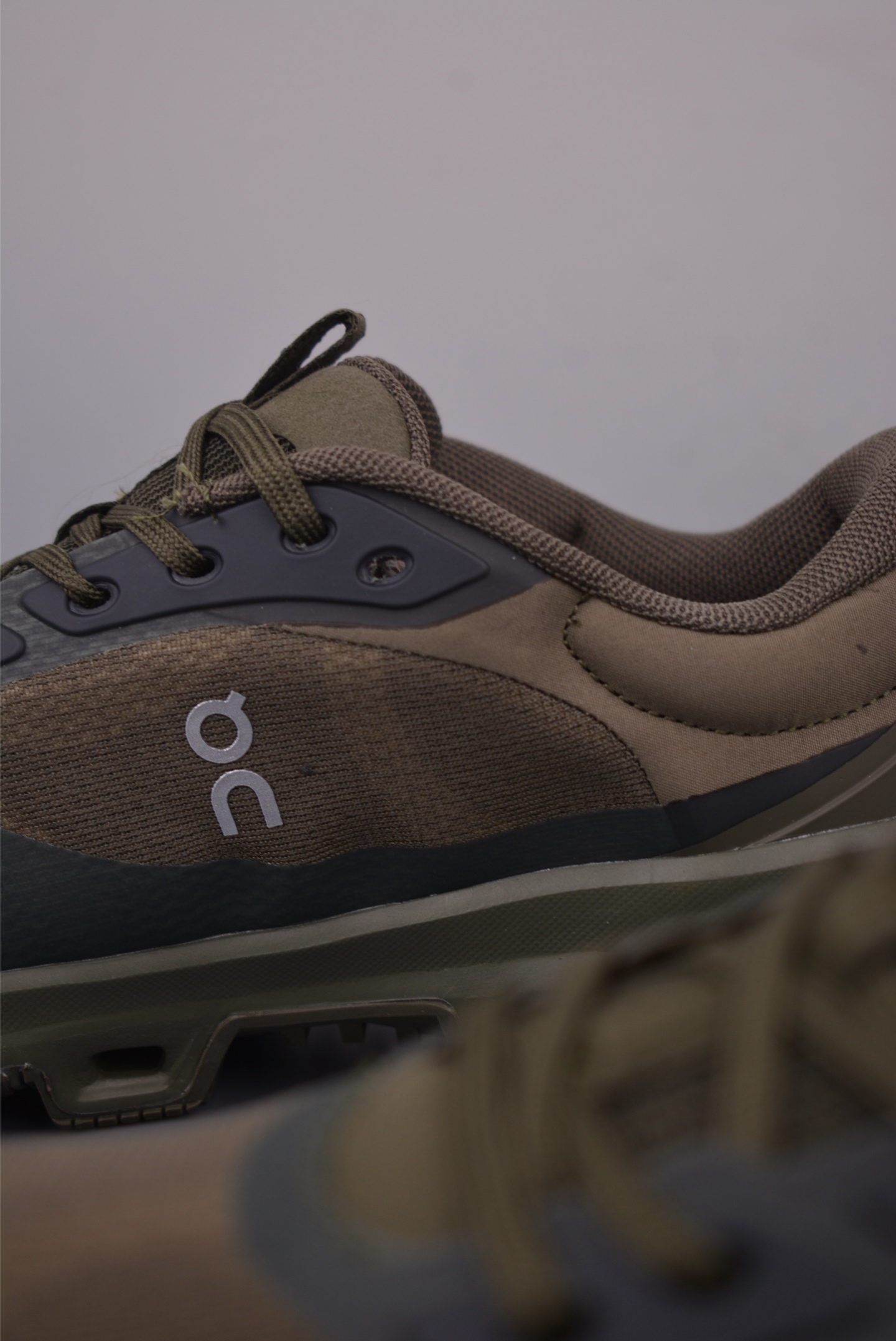 Loewe Cloud Hi Edge Running Shoes - Outdoor, Street Style, and Functional 9 i1755214760836 7139 0 7